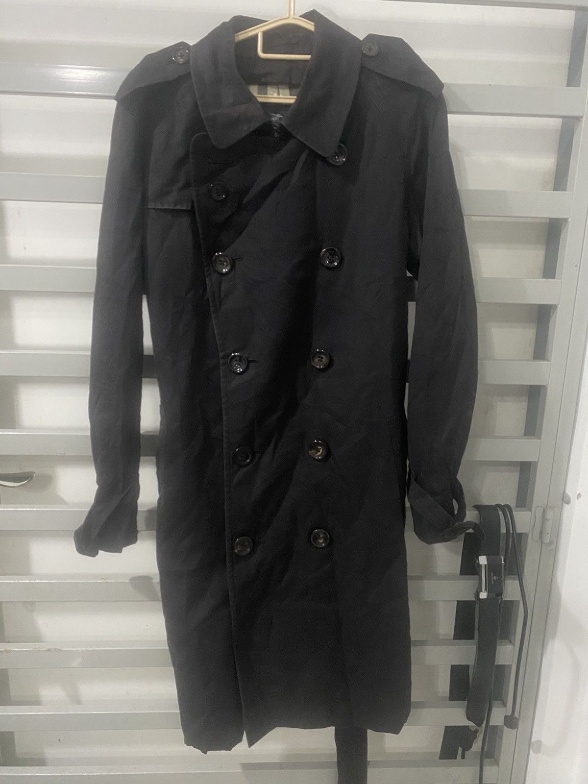 Burberry VINTAGE BLACK BURBERRY KESSINGTON TRENCH COAT Size US S / EU 44-46 / 1 - 25 Thumbnail