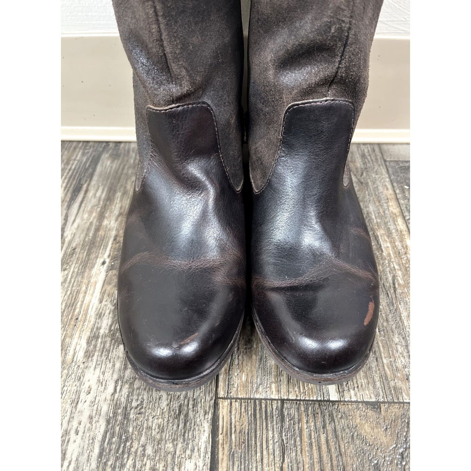 Ugg UGG Boots Womens 7.5 Tall Brown Leather Suede Pull On Mid-Calf Leather Lining Leather Insole Leather Outsole 1008719 U1 Women Boot Size US 8 / IT 38 - 3 Thumbnail