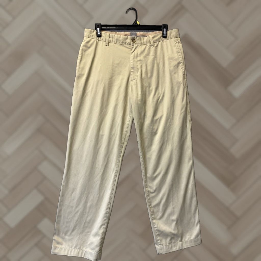 Gap VINTAGE Gap Men's Pants 35x32 Khaki Chino Casual-Fashion-Y2K Wideleg Mens Size US 35 - 1 Thumbnail