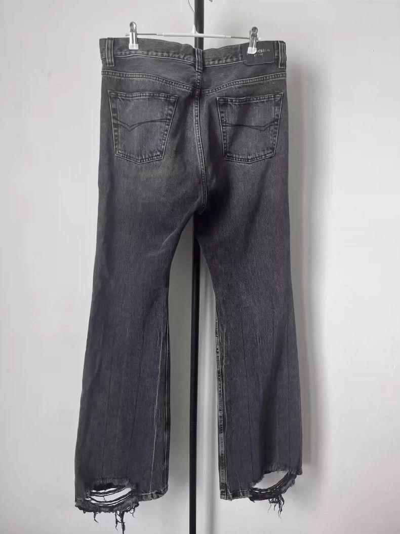 Balenciaga Balenciaga size S Flared Jeans Size US 27 - 2 Thumbnail
