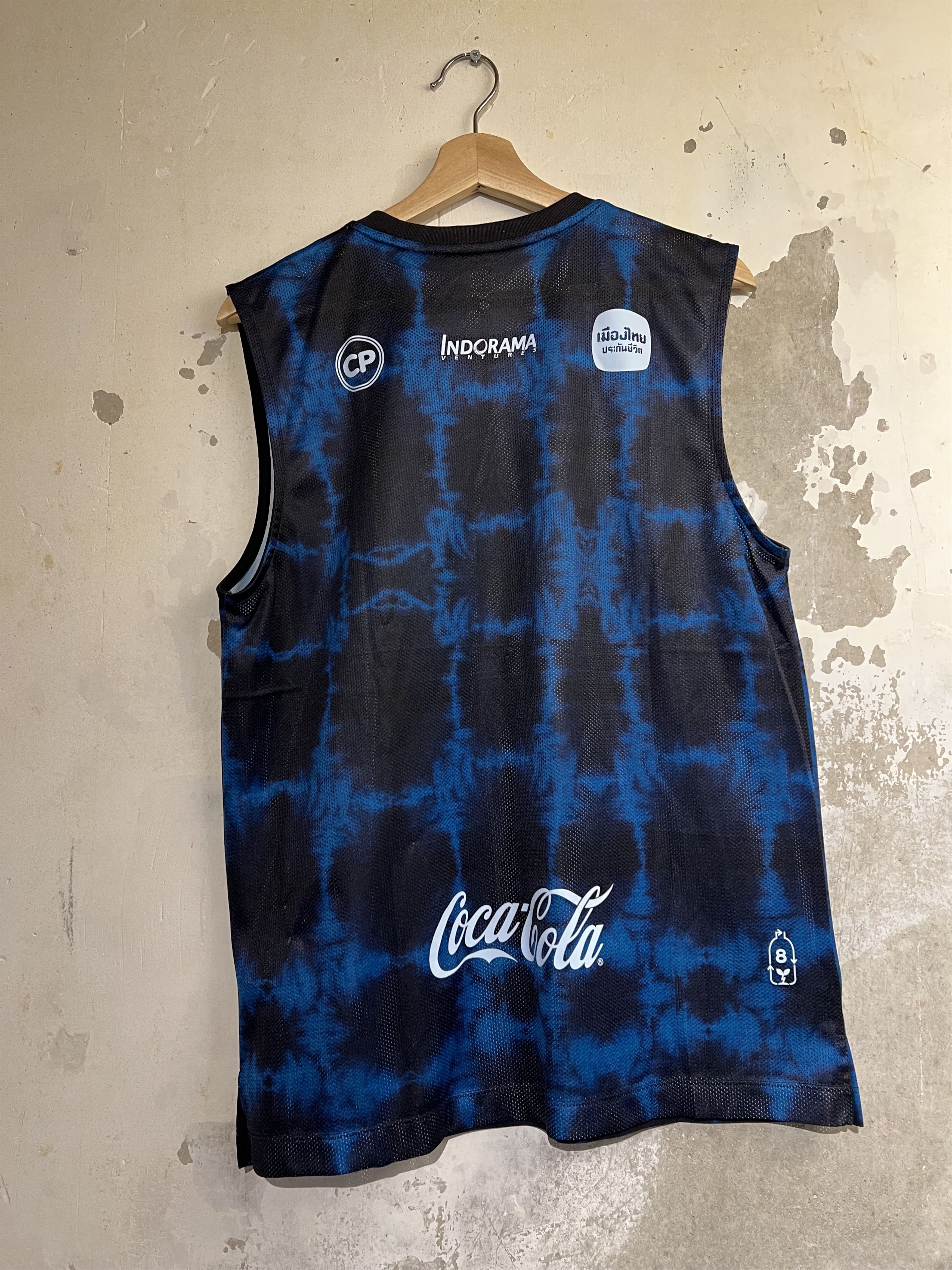 Other Original Buriram United Soccer Training Jersey Tank-Top Size US L / EU 52-54 / 3 - 2 Thumbnail