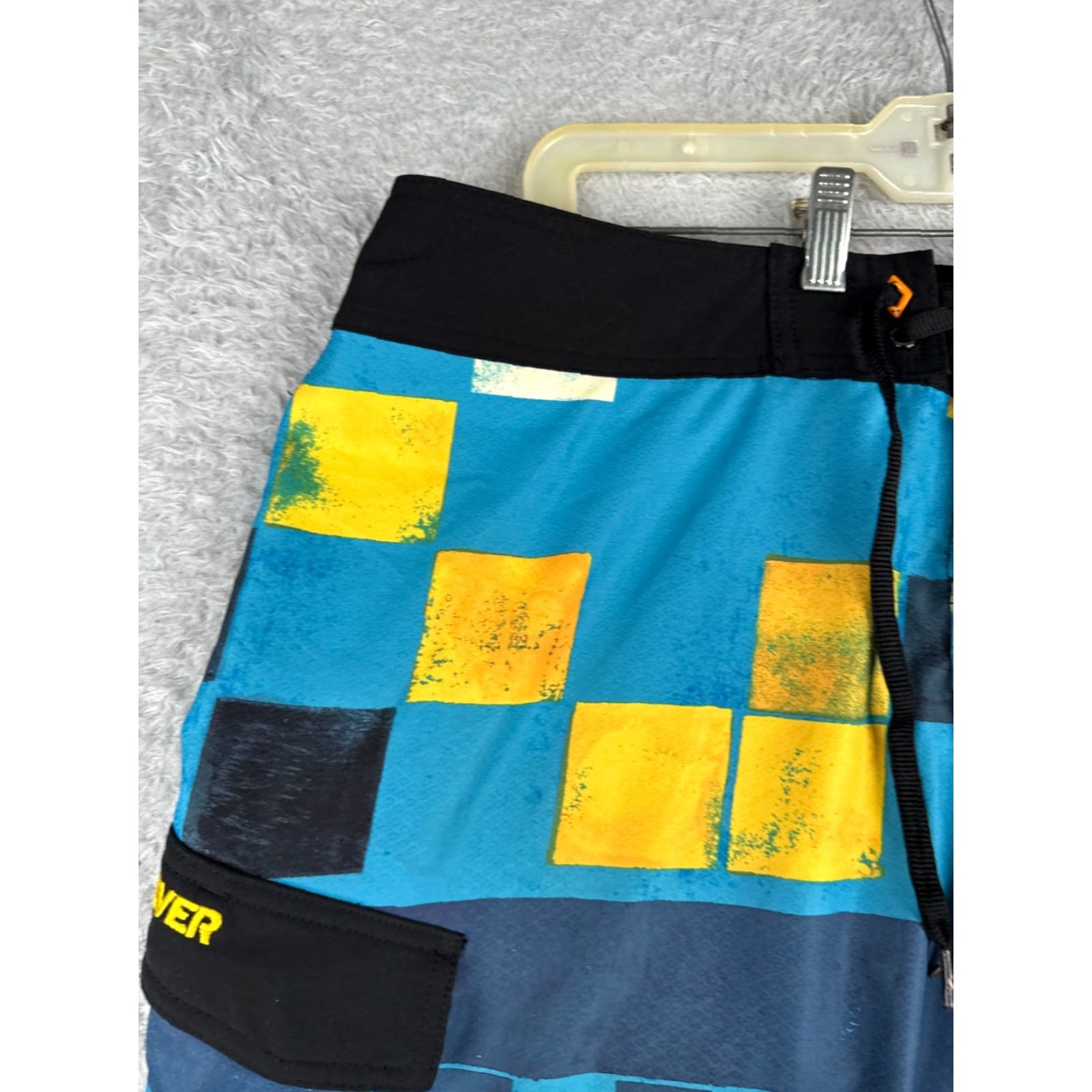 Quiksilver Quiksilver Swim Trunks Mens Board Shorts 32 Green Camouflage Pockets Drawstring Polyester 36x11 Beach Mens Size US 32 / EU 48 - 4 Thumbnail