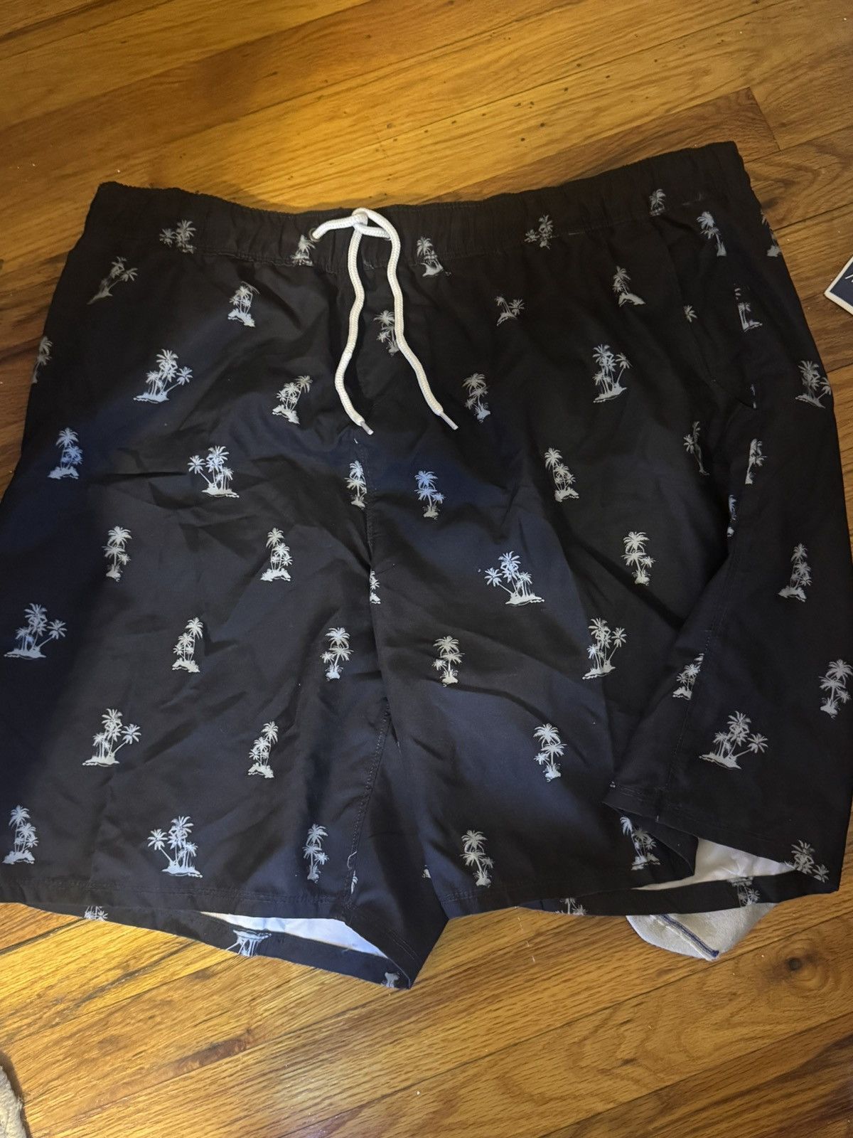 U.S. Polo Assn. U.S. Apparel Men’s 3XL Black Palm Tree Print Swim Trunks Size US 44 / EU 60 - 1 Thumbnail