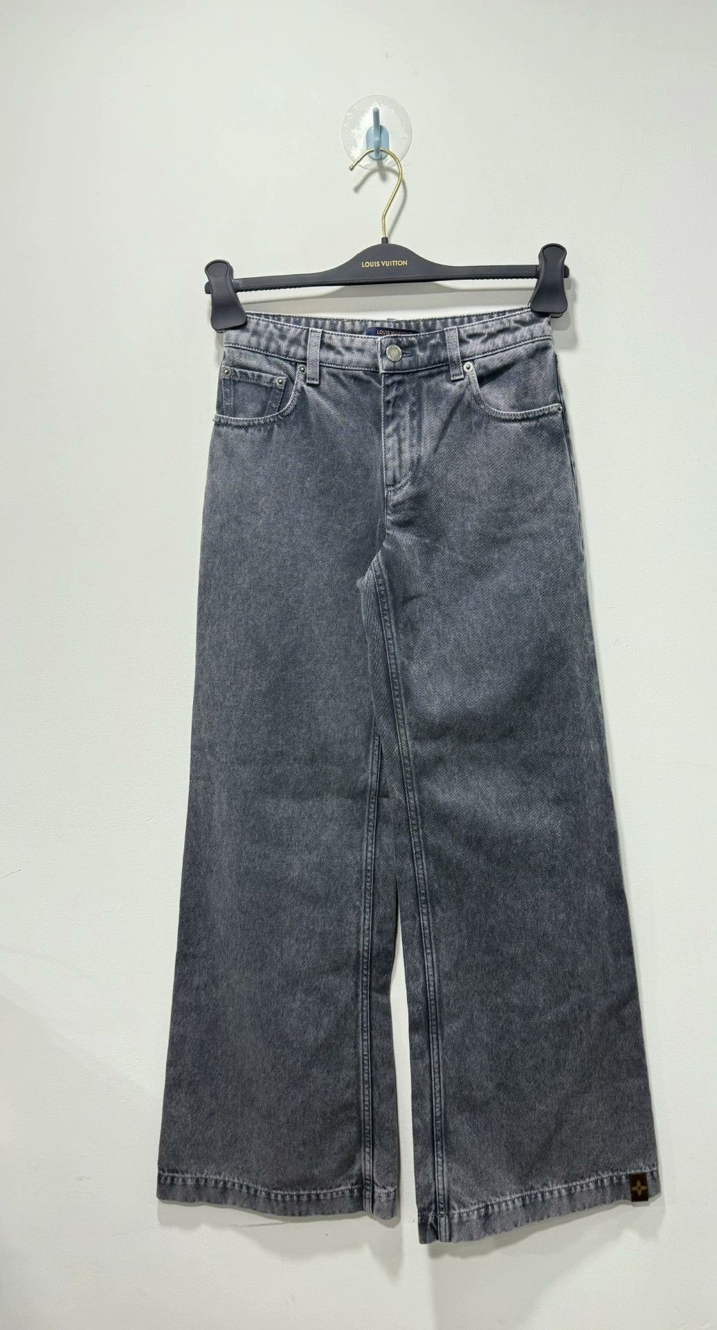 Louis Vuitton Louis Vuitton Gray Wide-Leg Jeans Size 32 Size 32" / US 10 / IT 46 - 1 Thumbnail
