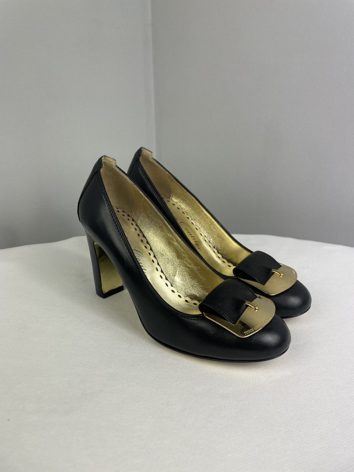 Juicy Couture Juicy Couture Made in Italy Black Leather Gold Buckle Pumps Size US 9 / IT 39 - 1 Thumbnail