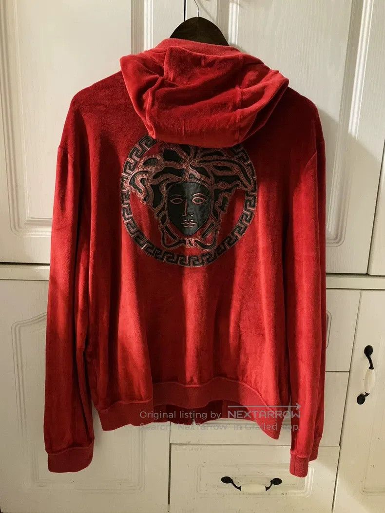 Versace Versace Velvet Medusa embroidered patterned hoodie Size US XXL / EU 58 / 5 - 1 Thumbnail