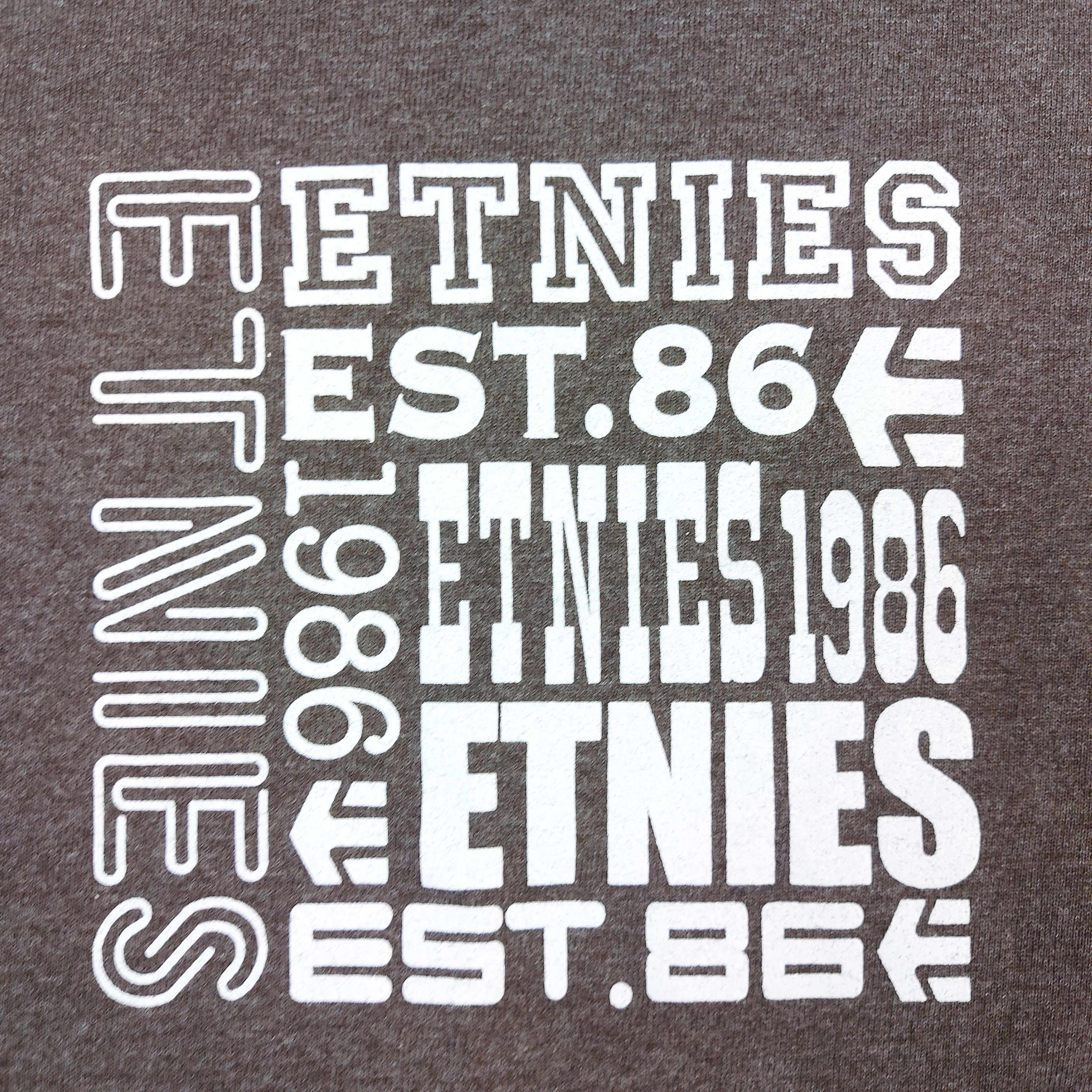 Etnies Vintage 90s Y2K Etnies Skateboards EST 1986 Long Sleeve TEE Size US L / EU 52-54 / 3 - 2 Thumbnail