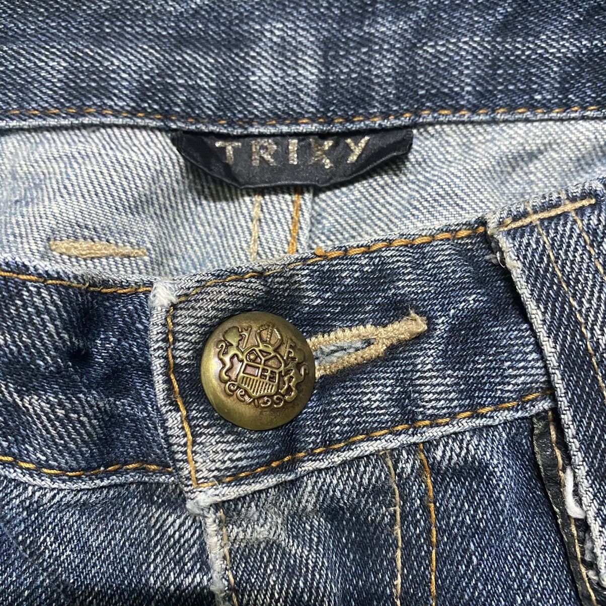 Japanese Brand Japanese Brand TRIXY Thrashed Mudmax Flare Jeans Size US 30 / EU 46 - 22 Thumbnail