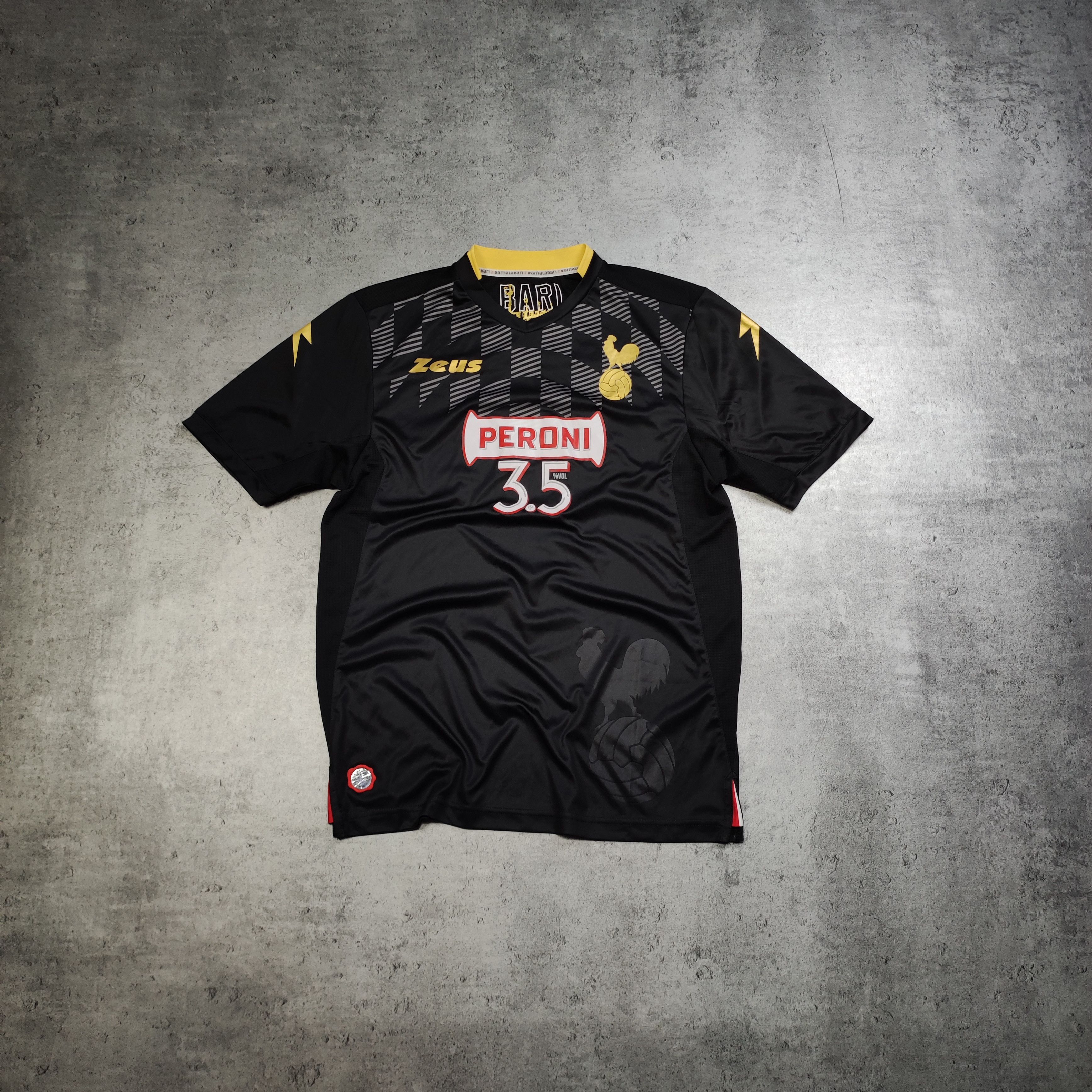 Vintage RARE Football Calcio Bari FC Serie B 2017/18 Third Jersey Size US L / EU 52-54 / 3 - 1 Thumbnail