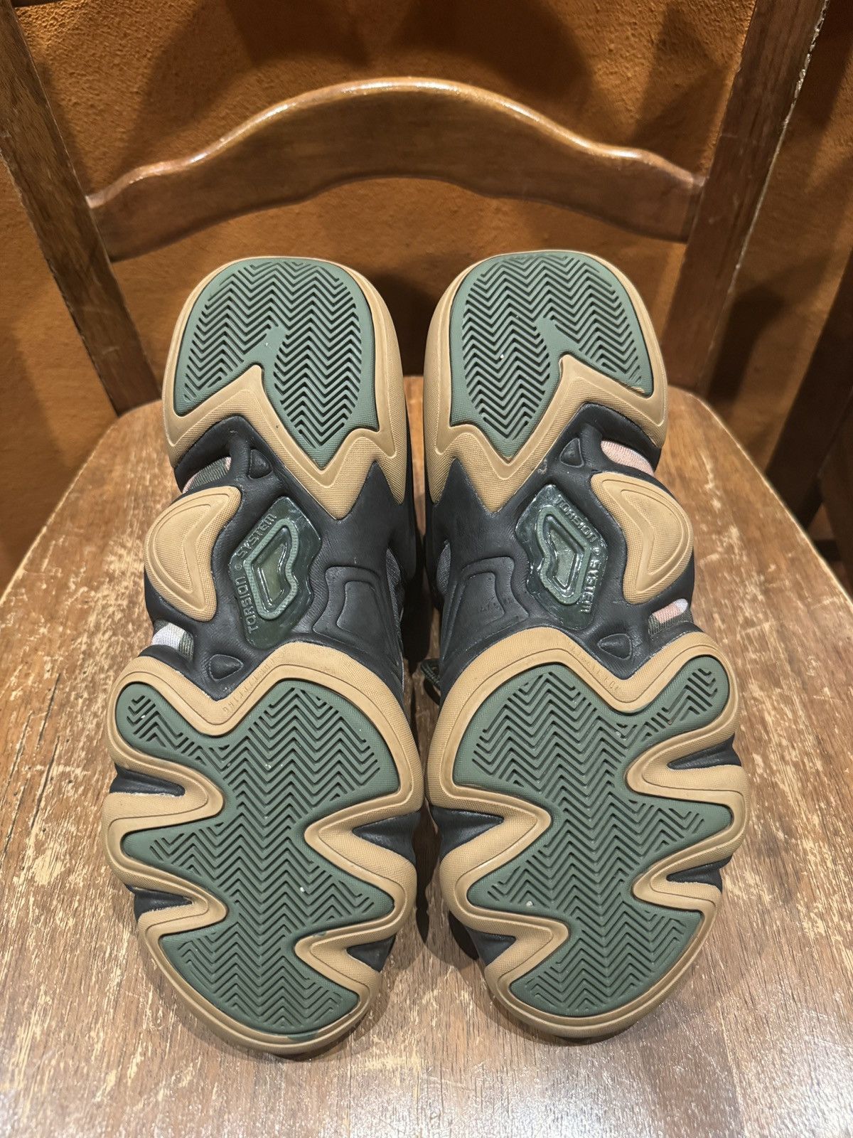 Adidas RARE Adidas Crazy 8 CAMO Size US 10.5 / EU 43-44 - 5 Thumbnail