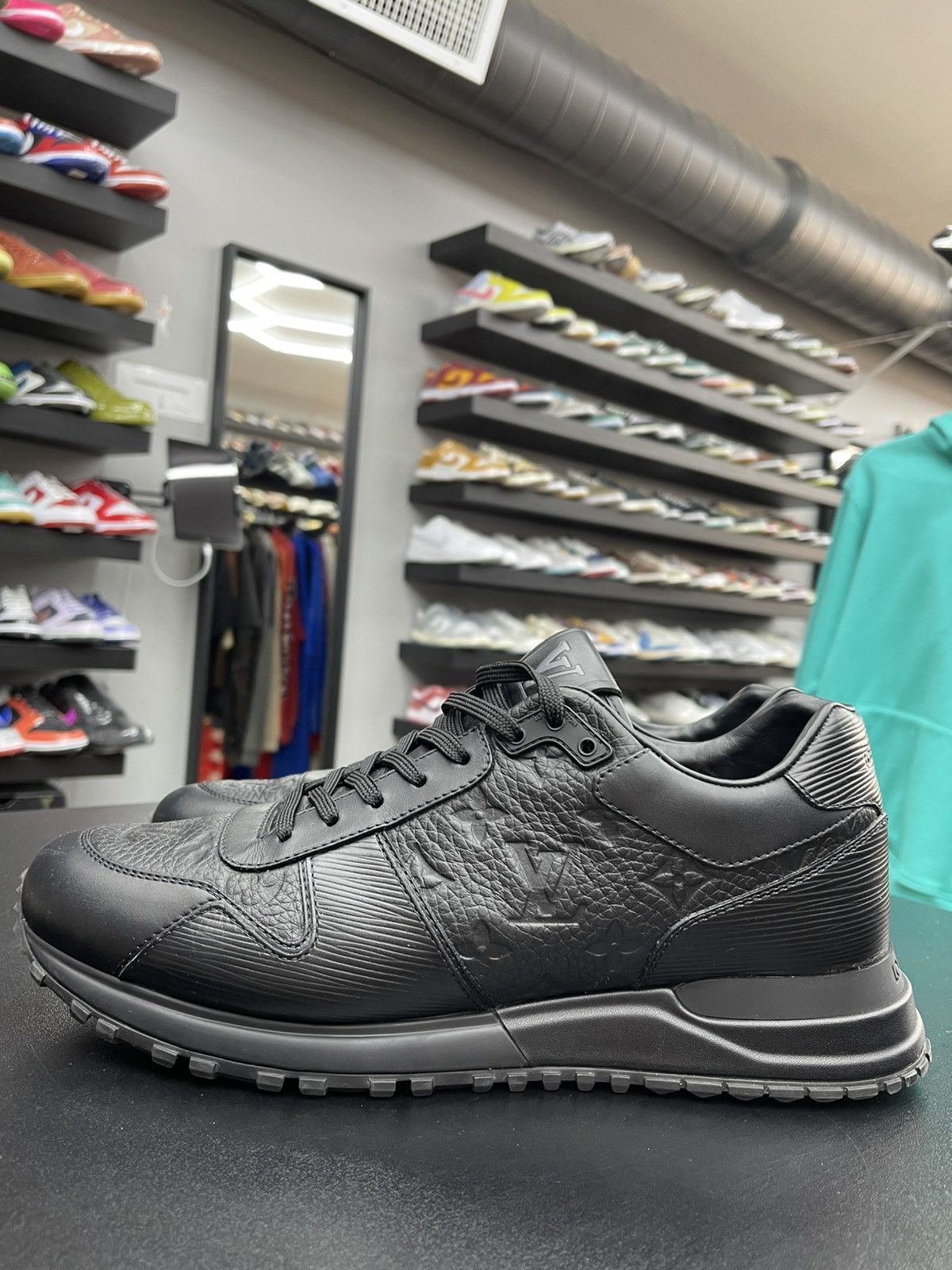 Louis Vuitton Size 10US/9LV - Louis Vuitton Run Away Sneakers Monogram Size US 10 / EU 43 - 1 Thumbnail