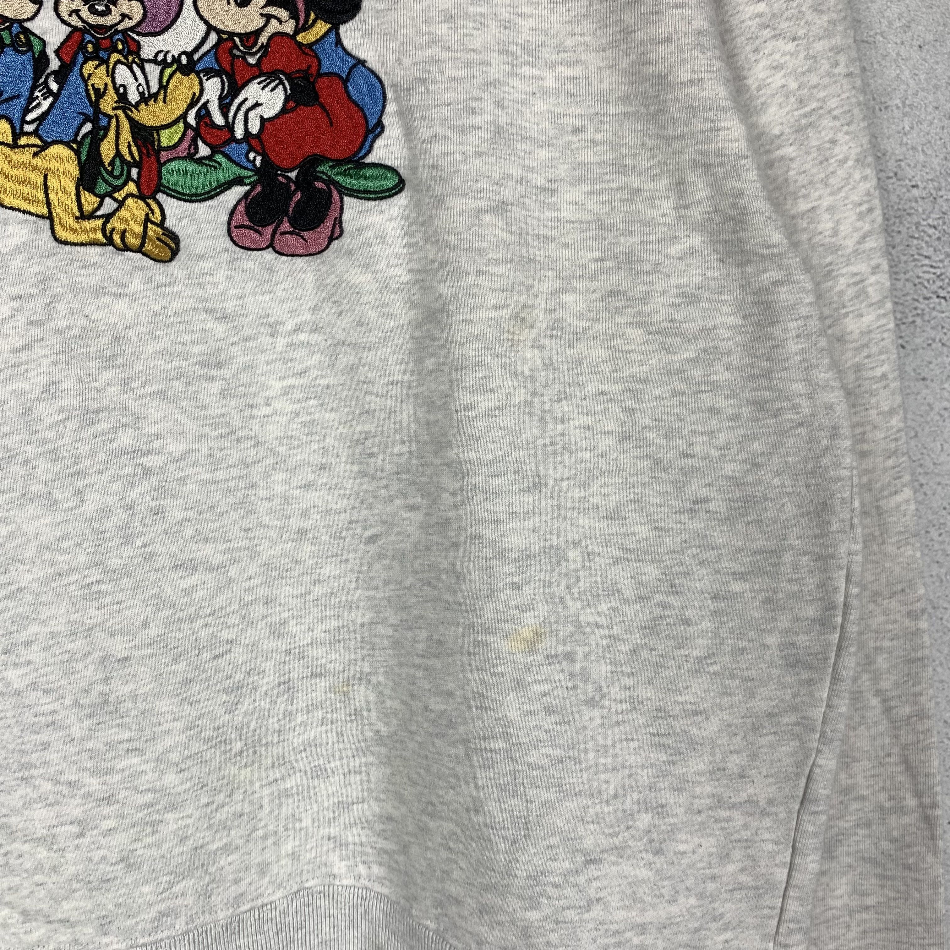 Disney DIsney Mickey Mouse Sweatshirt Crewneck Size US M / EU 48-50 / 2 - 3 Thumbnail
