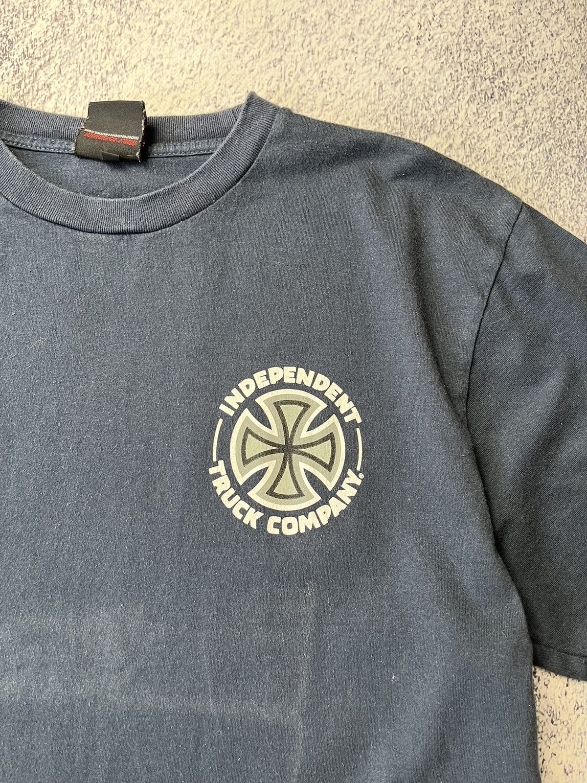 Independent Truck Co. Vintage 90s Independent Truck Company T- Shirt rare retro Size US L / EU 52-54 / 3 - 7 Thumbnail