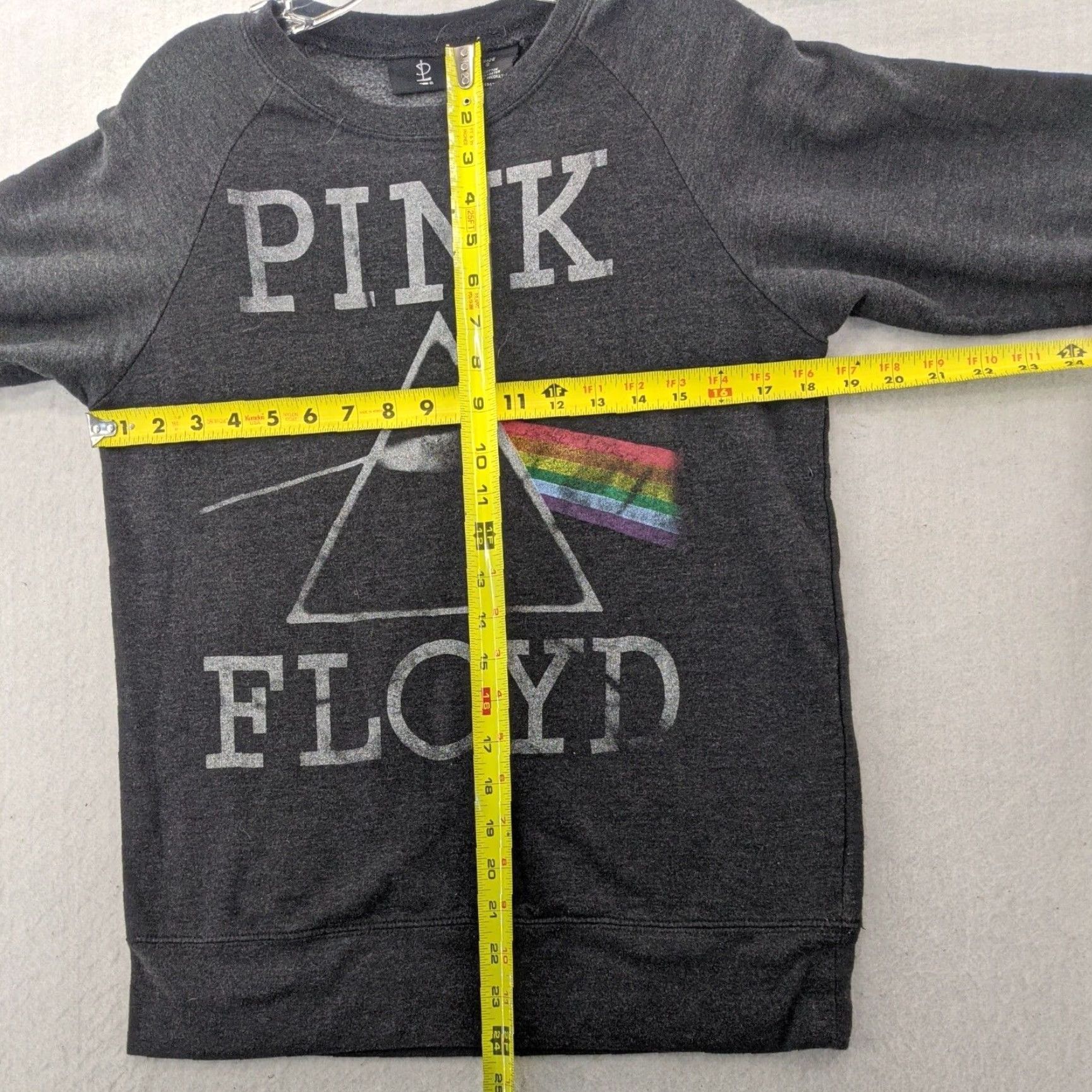 Vintage VINTAGE Pink Floyd Dark Side of the Moon Sweater Small Size US S / EU 44-46 / 1 - 4 Thumbnail