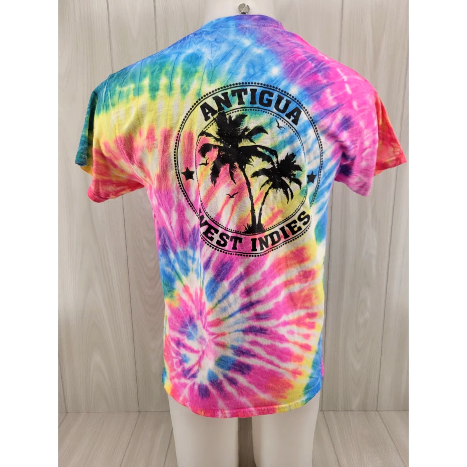 Gildan Antigua West Indies Graphic Print Tiedye Men's T-Shirt Medium Size US M / EU 48-50 / 2 - 2 Thumbnail