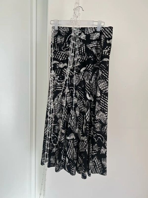 Comme des Garcons COMME des GARÇONS Black Women's Midi Skirt 0089 Size 23" - 1 Thumbnail