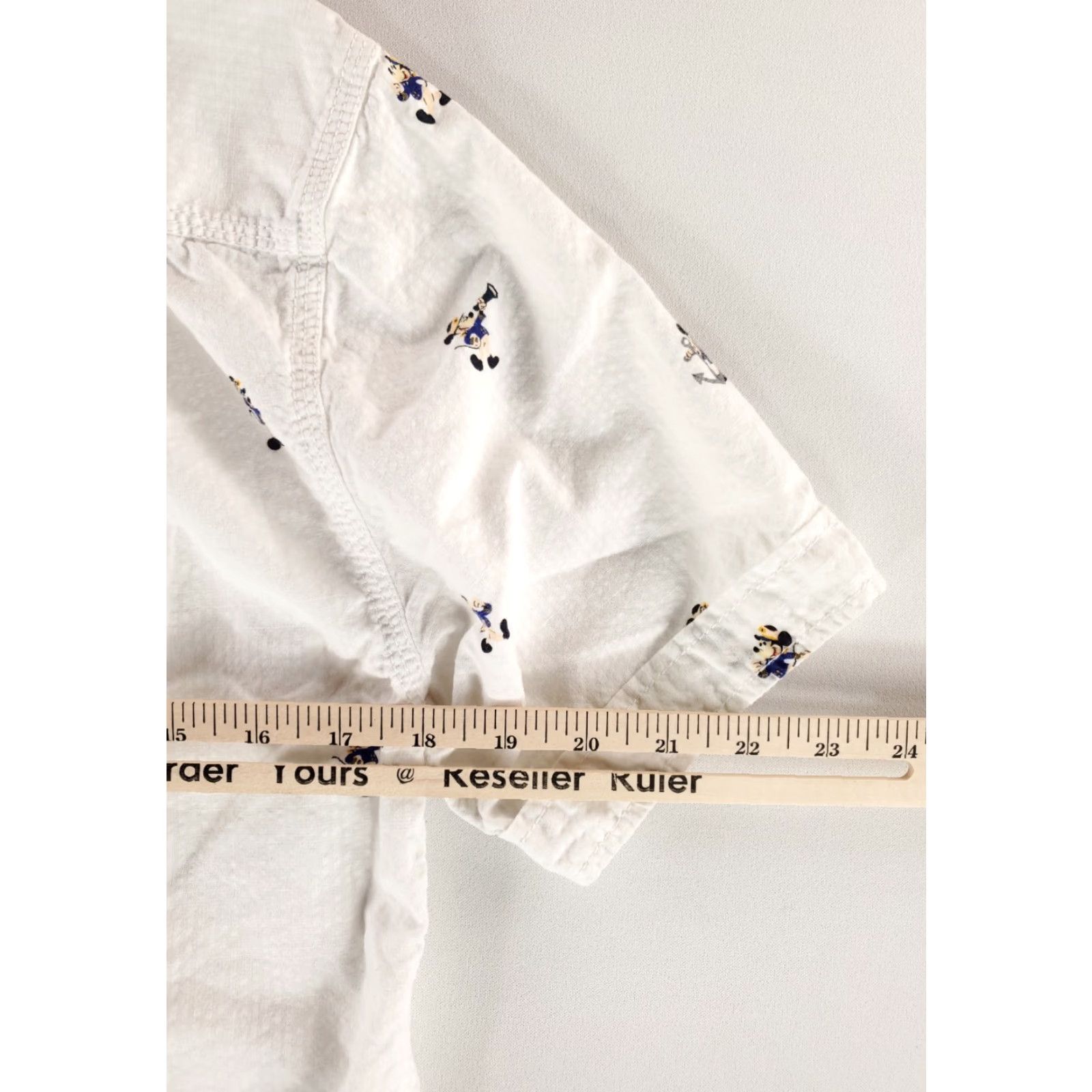 Tommy Bahama Tommy Bahama Disney Cruise Line Mickey Mouse Button Up Shirt Mens XS Short Sleeve White Mickey Maze? Size US XS / EU 42 / 0 - 3 Thumbnail