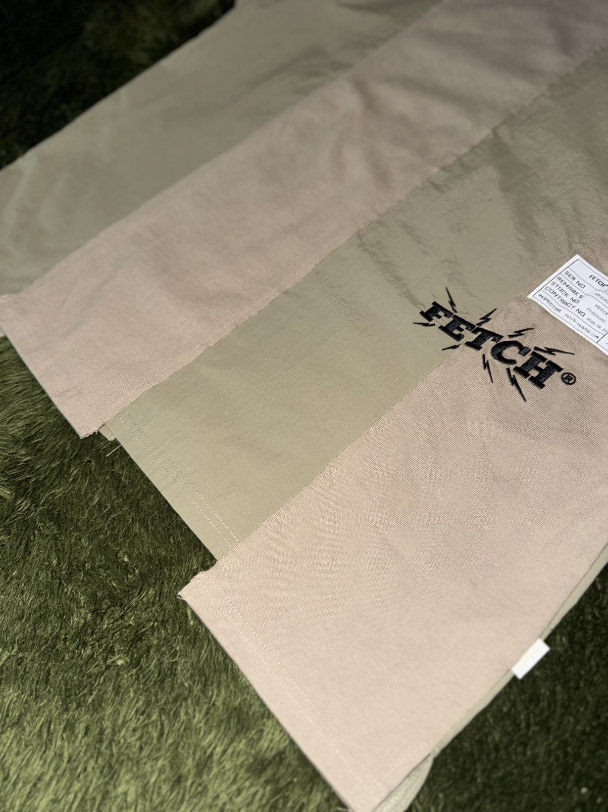 Japanese Brand [XL] Fetch Sunday Panel Embroidered Logo T-Shirt Beige Size US XL / EU 56 / 4 - 6 Thumbnail