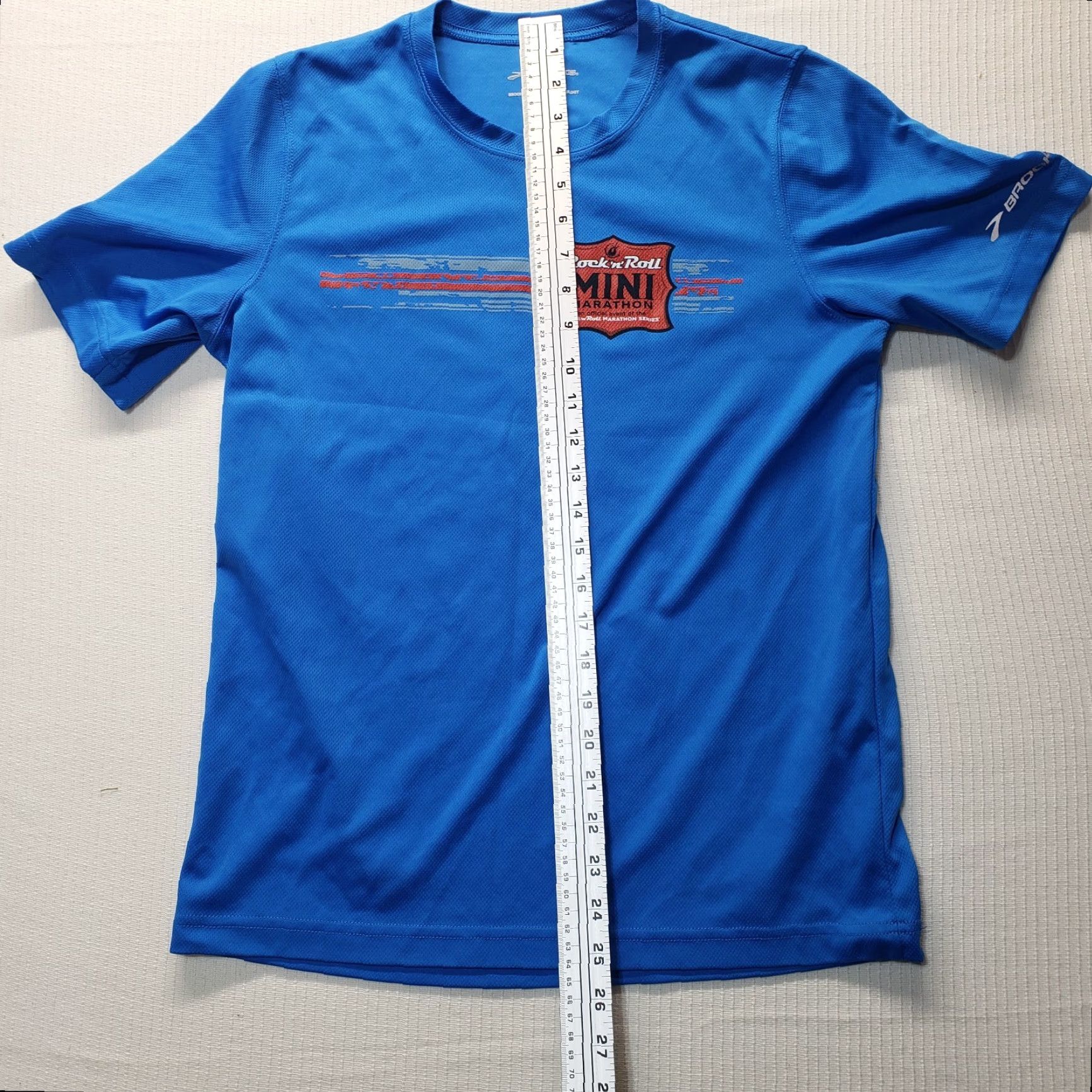 Brooks Brooks Shirt Rock N Roll Mini Marathon Series Tee Short Sleeve Adult S Blue Microfiber Shirt Rock N Roll Logo Size US S / EU 44-46 / 1 - 6 Thumbnail
