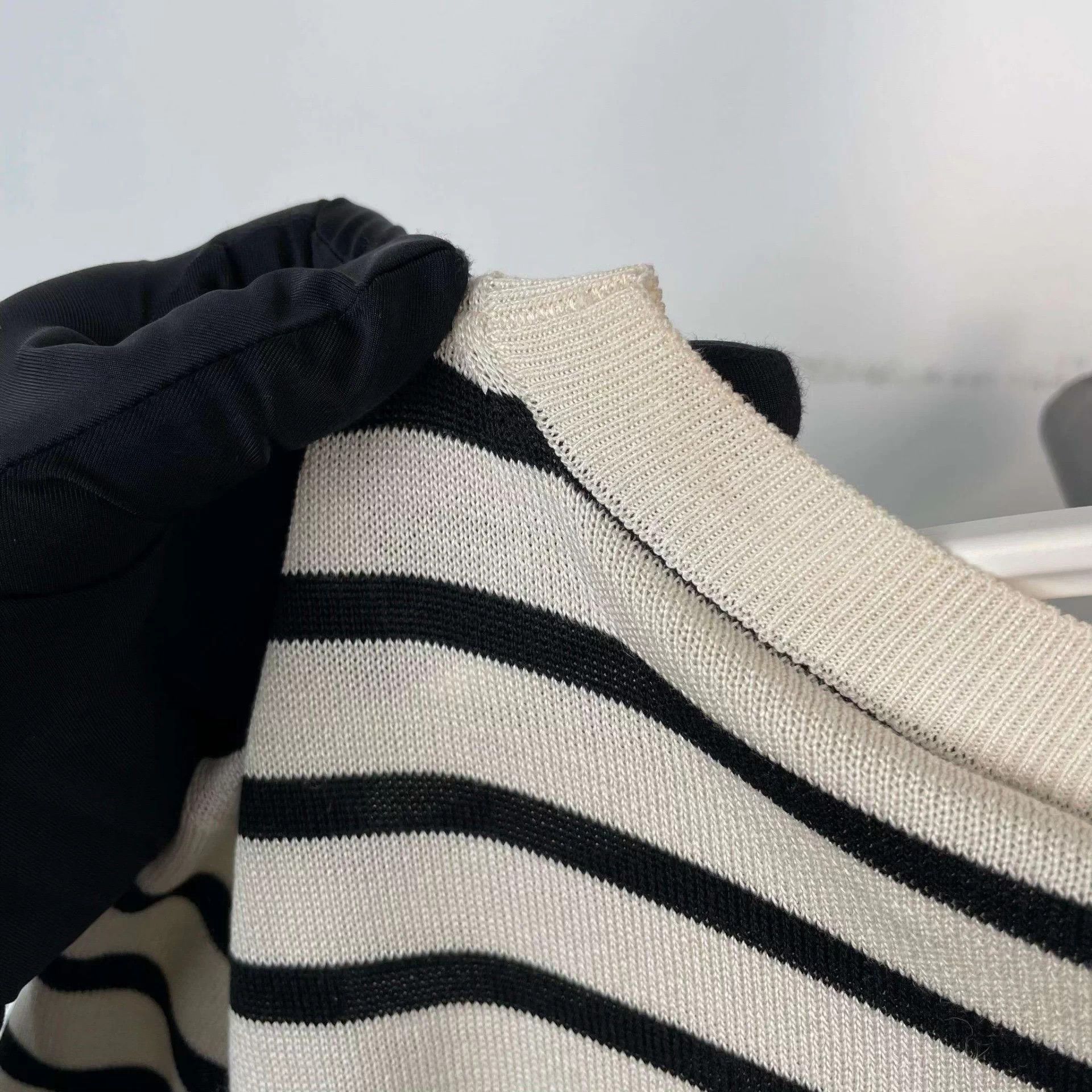Dior Dior Stripe Knit Short Sleeve 36 Colorblocked Size XS / US 0-2 / IT 36-38 - 8 Thumbnail
