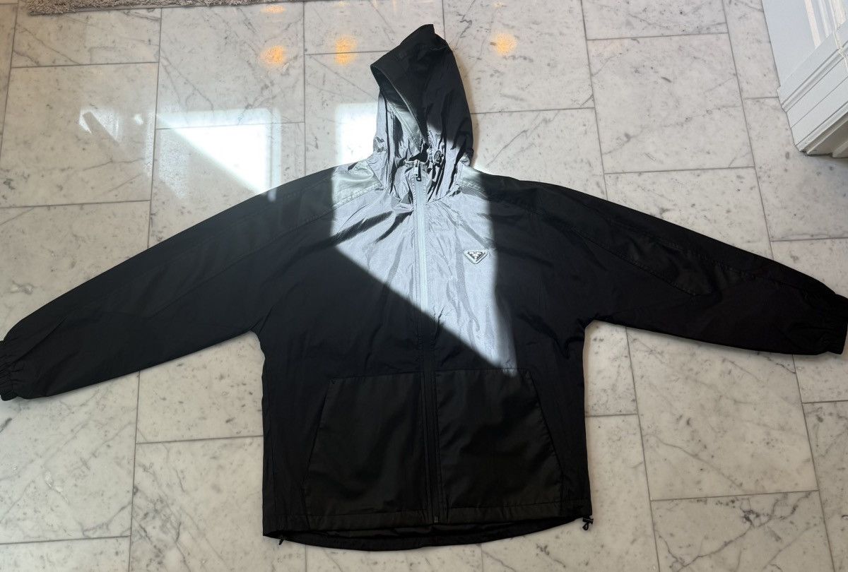 Prada Prada Re-nylon Hooded Jacket Size 52m- hoodie Size US L / EU 52-54 / 3 - 1 Thumbnail