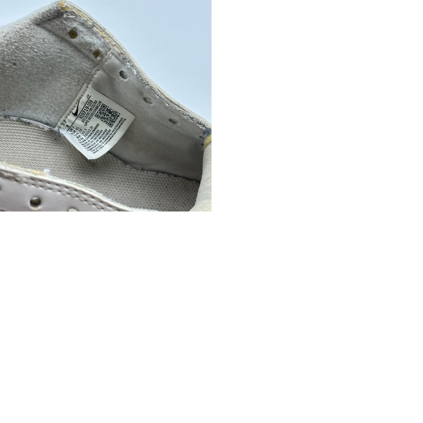 Nike Nike Cortez Sneaker Mens Size 8 White Red Blue Leather 819719-103 Go Out Sports Casual Shoes Size US 8 / EU 41 - 10 Thumbnail