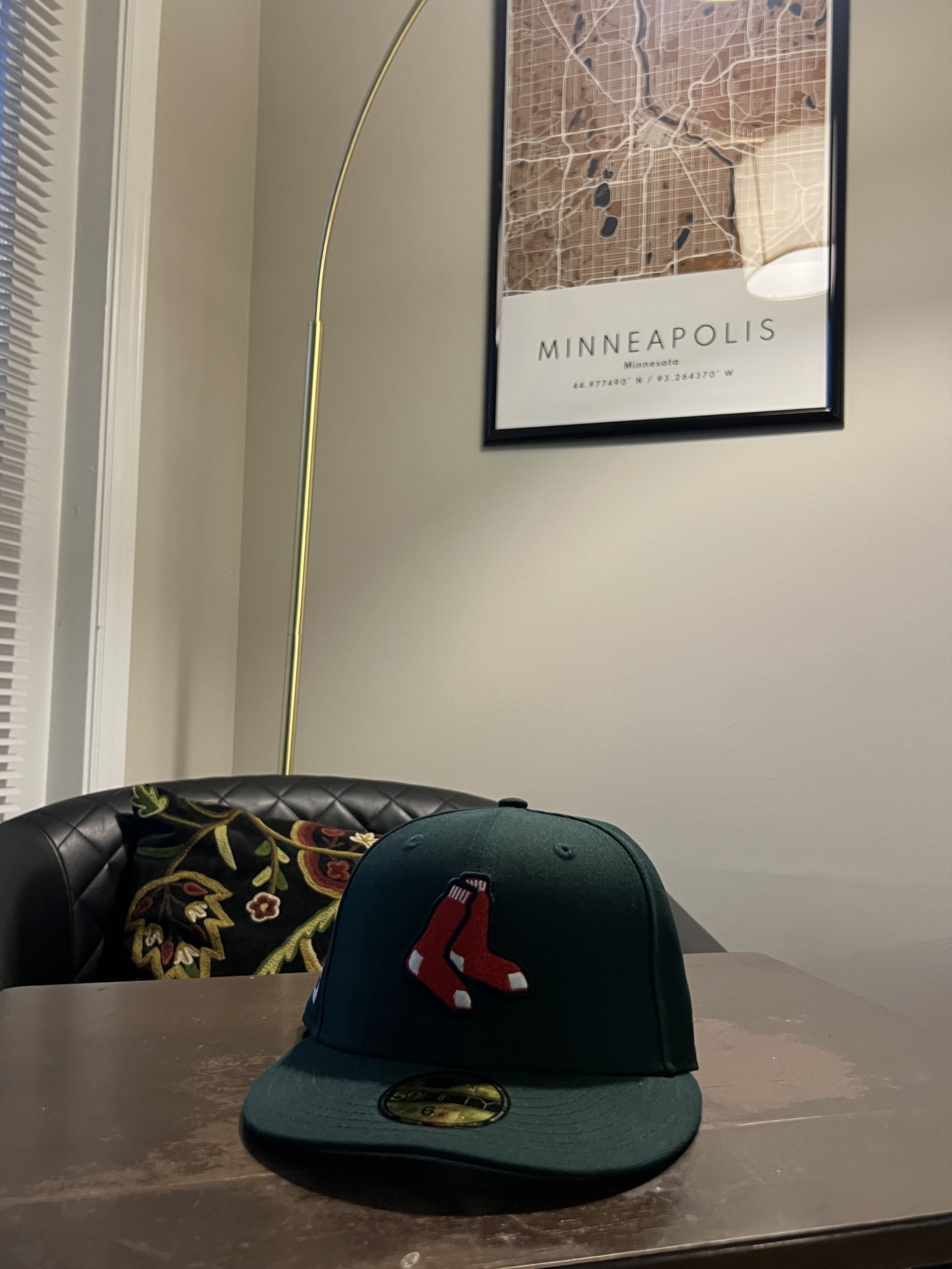 New Era Boston Red Sox 04’ Hatclub Champs Green Icy Size 28 - 3 Thumbnail