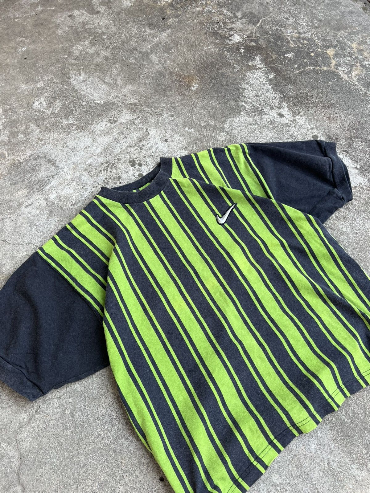 Nike × Vintage Crazy Vintage Nike T-shirt 3D Swoosh 90s Style Nike Size US XL / EU 56 / 4 - 3 Thumbnail