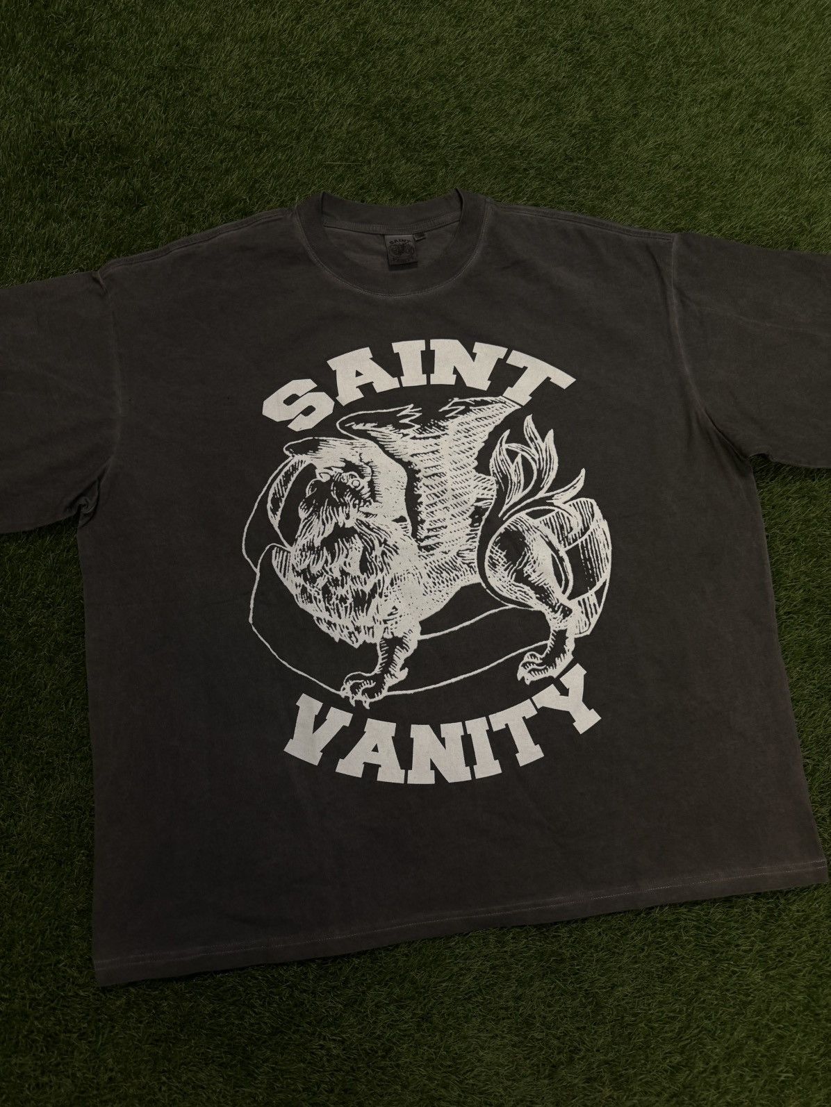 Saint Vanity Saint Vanity Grey Logo Tee Shirt Size XL (NEW) Size US XL / EU 56 / 4 - 3 Thumbnail