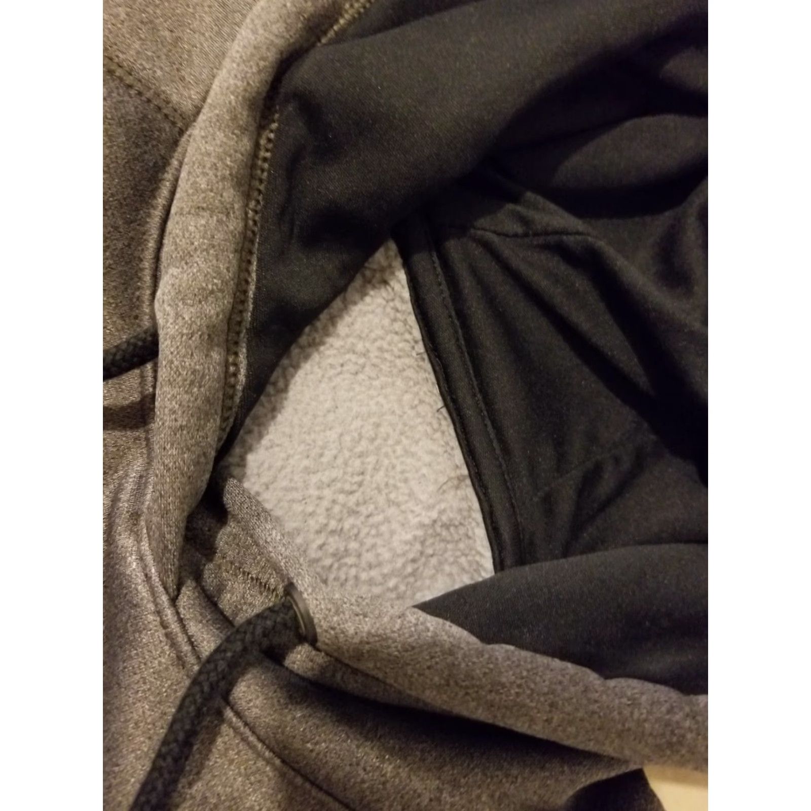 Under Armour Womens Under Armour Hoodie Sweatshirt XL Gray Athletic Gym Workout Pullover Zip Womens XL Gray Athletic Under Armour Hoodie Sweatshirt Size XL / US 12-14 / IT 48-50 - 3 Thumbnail