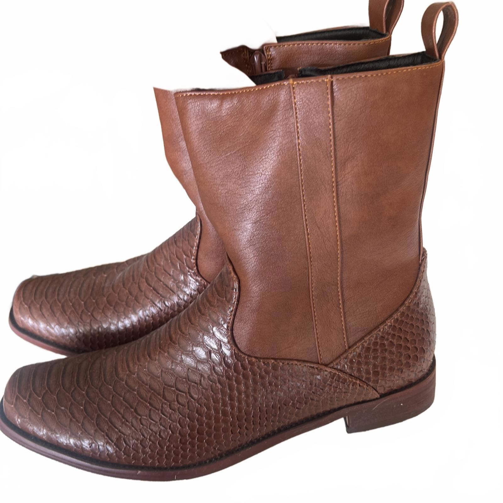 Unknown London NWT Leather Brown Men's Ankle Boots with Textured Design Size US 10.5 / EU 43-44 - 1 Thumbnail