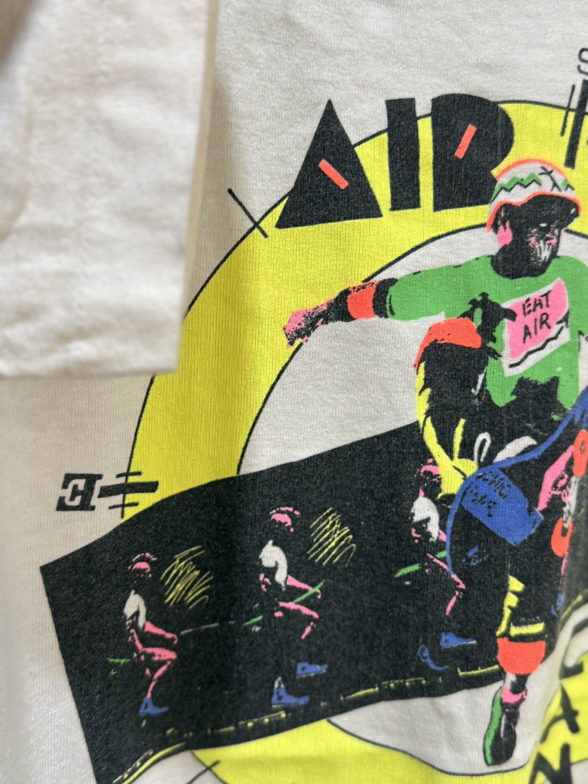 Levi's Vintage Clothing Vintage 80s Levis Skateboard Eat Air Faded Tee Size US M / EU 48-50 / 2 - 7 Thumbnail