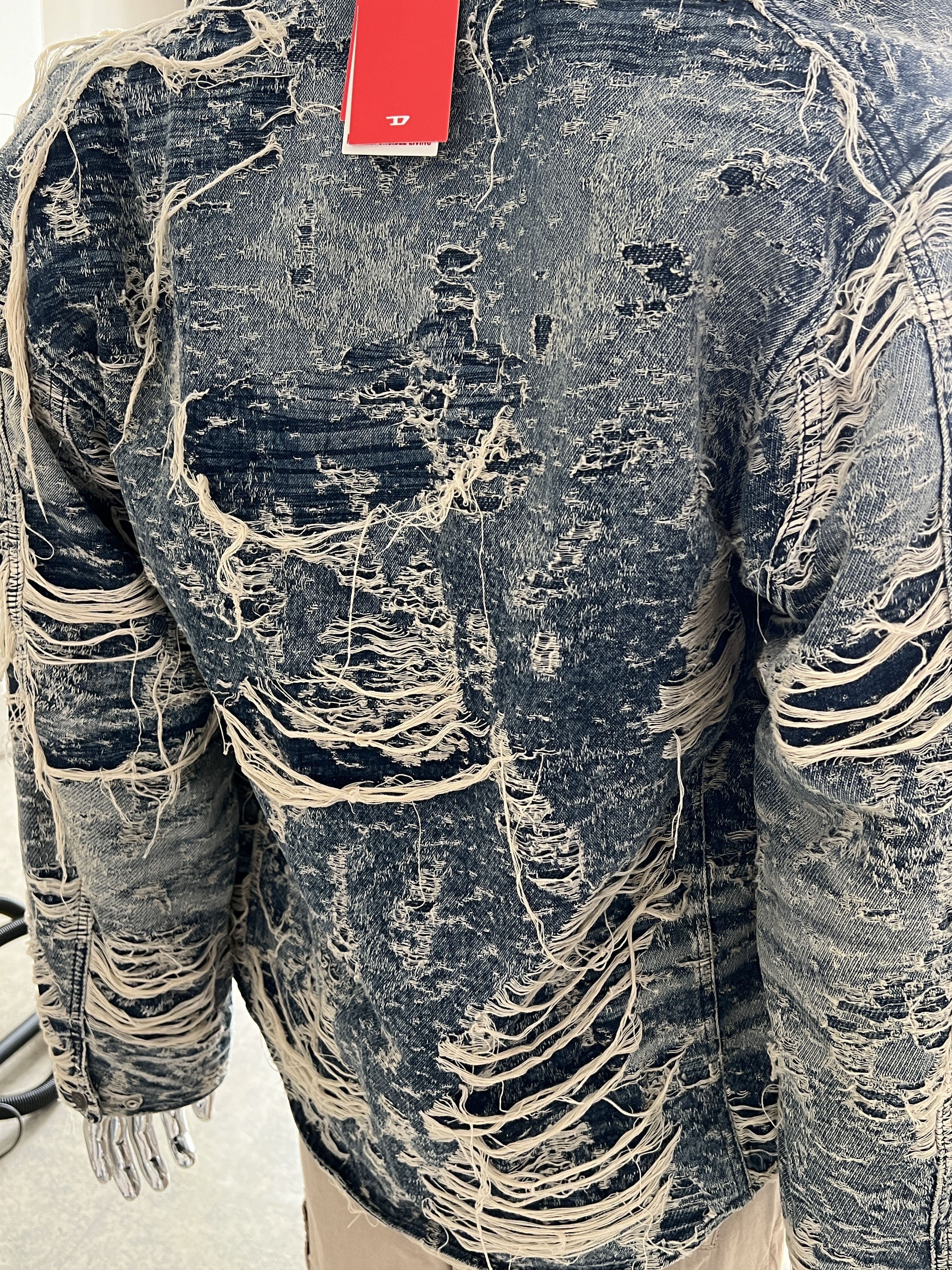 Diesel Diesel distressed denim jacket D-Ivar Size US S / EU 44-46 / 1 - 3 Thumbnail