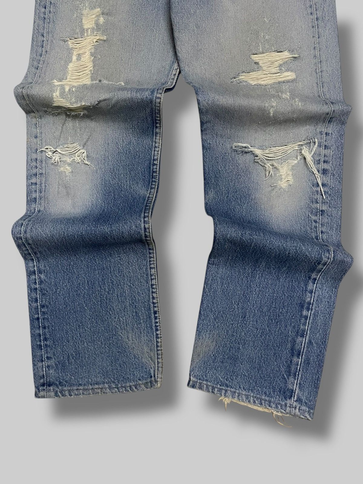 Levi's Vintage Clothing Vintage Og 1990s Original Levis 501 Distressed Clean Denim Size US 29 - 3 Thumbnail