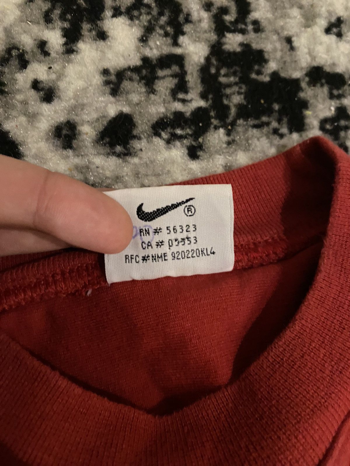 Nike × Vintage Nike Vintage Sweater Big Central Logo Swoosh Y2k Bagy Fit Size US L / EU 52-54 / 3 - 8 Thumbnail