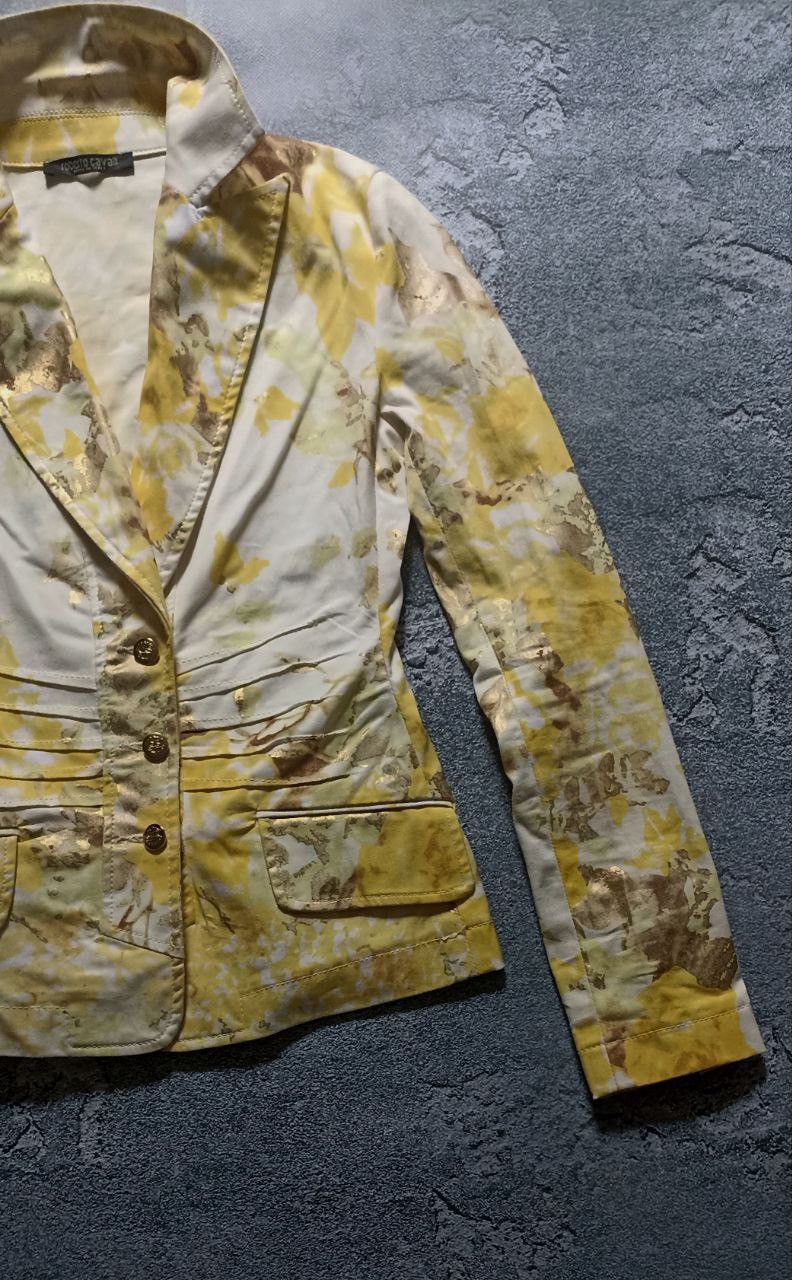 Roberto Cavalli Rare Roberto Cavalli Y2K Floral Print Jacket Yellow & Gold Size S / US 4 / IT 40 - 2 Thumbnail