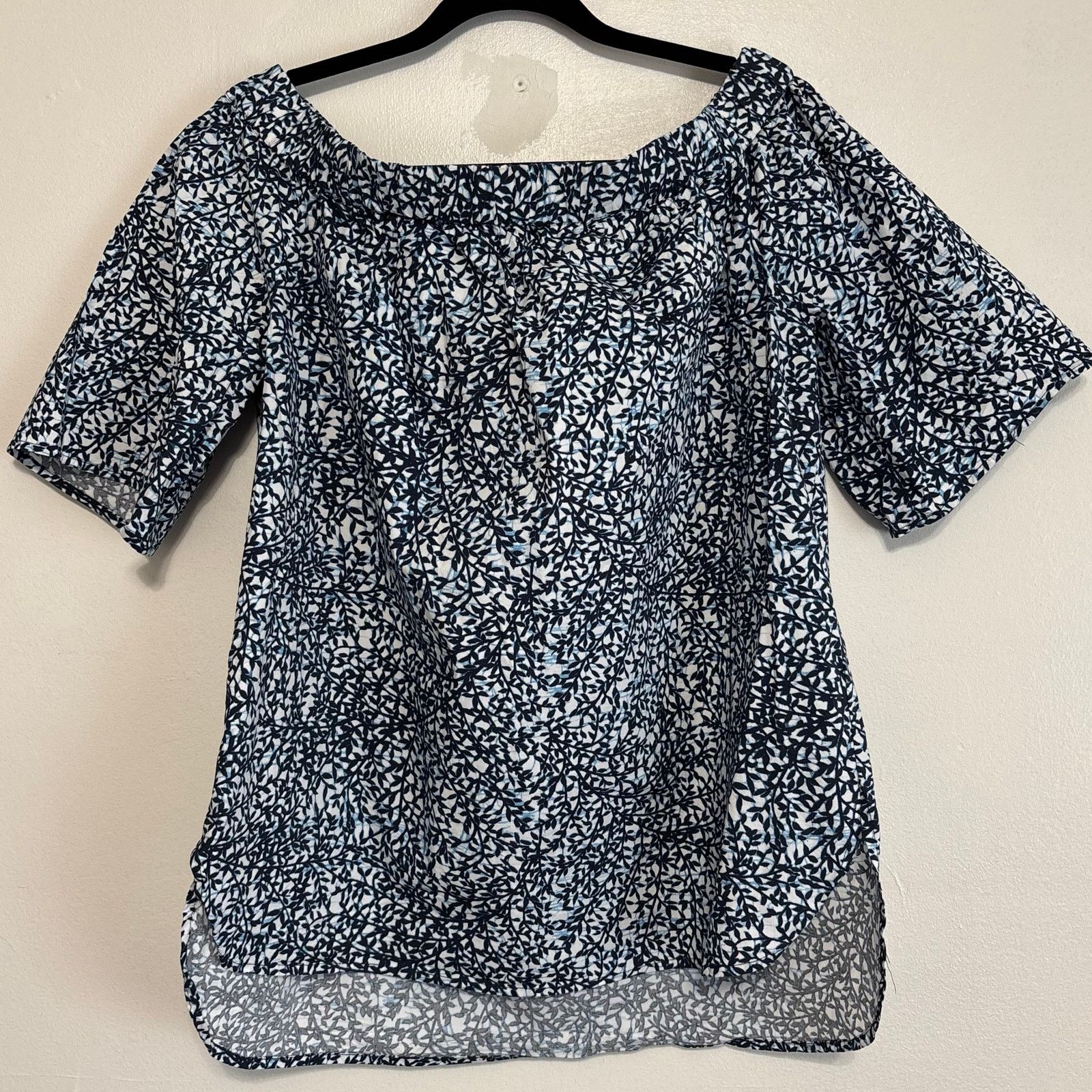 Michael Kors MICHAEL Michael Kors Leaf Print Off-Shoulder Blouse XL Size XL / US 12-14 / IT 48-50 - 1 Thumbnail