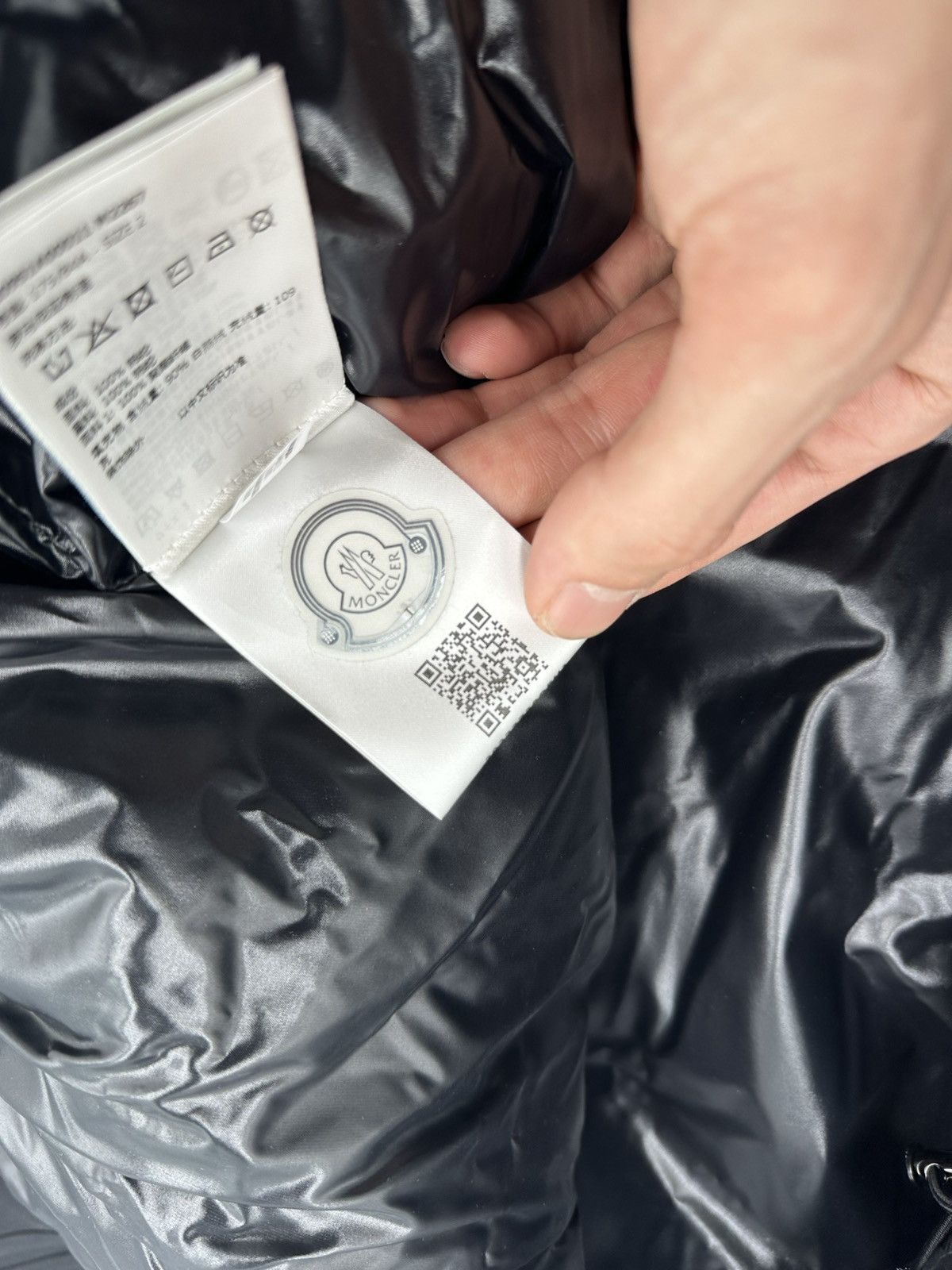 Adidas × Moncler MONCLER X ADIDAS VEST Size US M / EU 48-50 / 2 - 7 Thumbnail