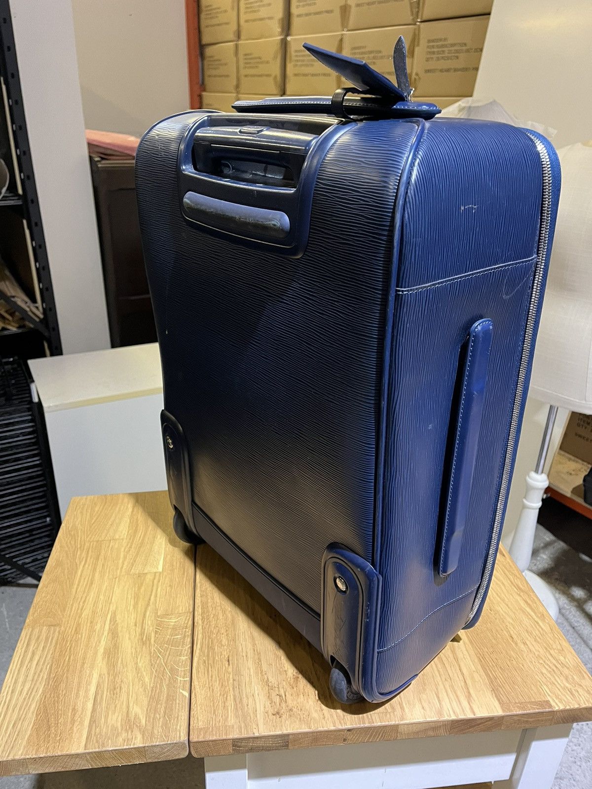 Louis Vuitton Louis Vuitton Pegase 55 Cabin Case in Marine Blue Size ONE SIZE - 3 Thumbnail