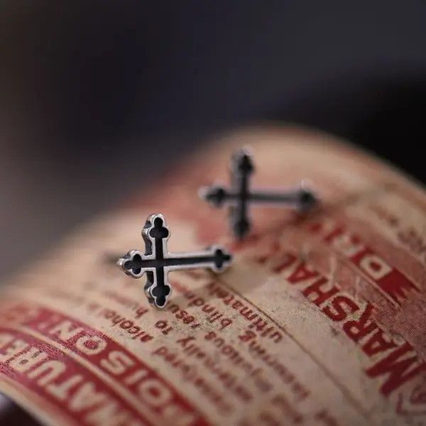 VIBE Black Cross Stud Earrings Size ONE SIZE - 4 Thumbnail