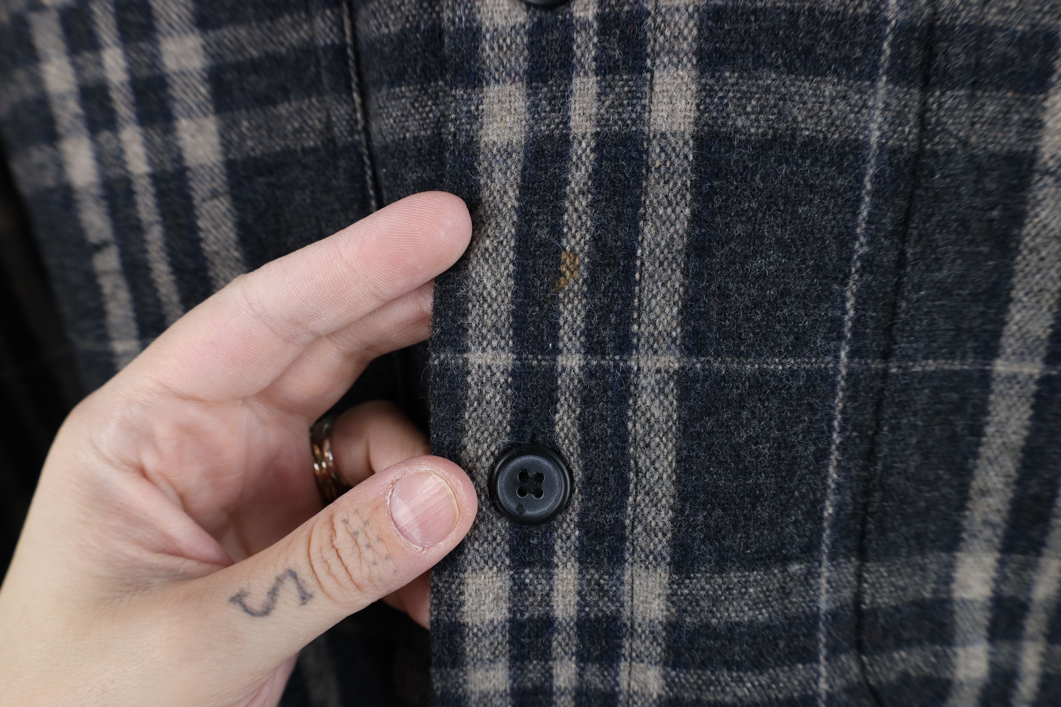 Vintage Vintage 90s Streetwear Knit Baggy Collared Button Shirt Size US L / EU 52-54 / 3 - 4 Thumbnail