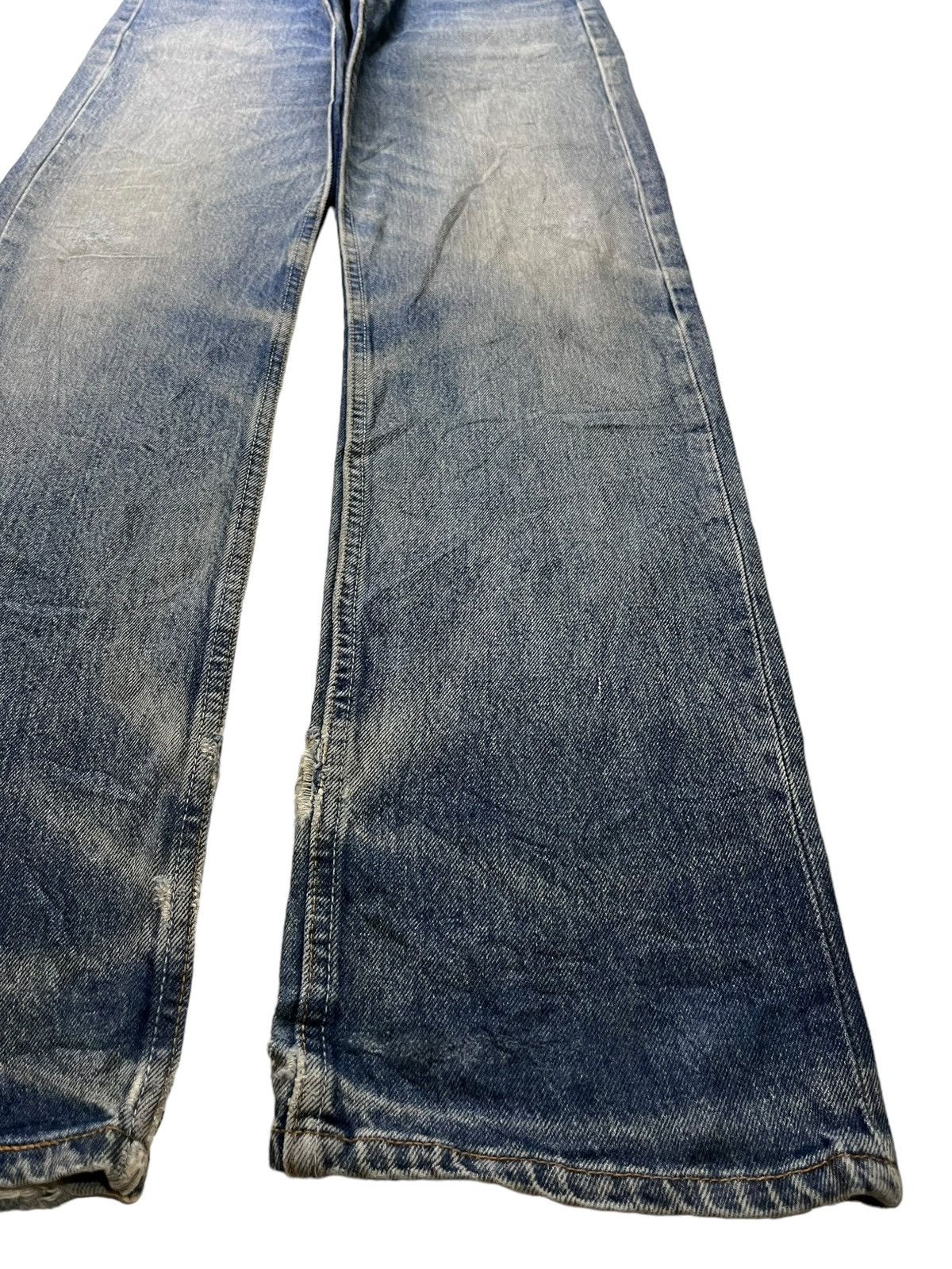 Levi's × Levi's Vintage Clothing Vintage 90s Levis 501 Faded Wash Ripped Blue Jeans Size US 30 / EU 46 - 7 Thumbnail