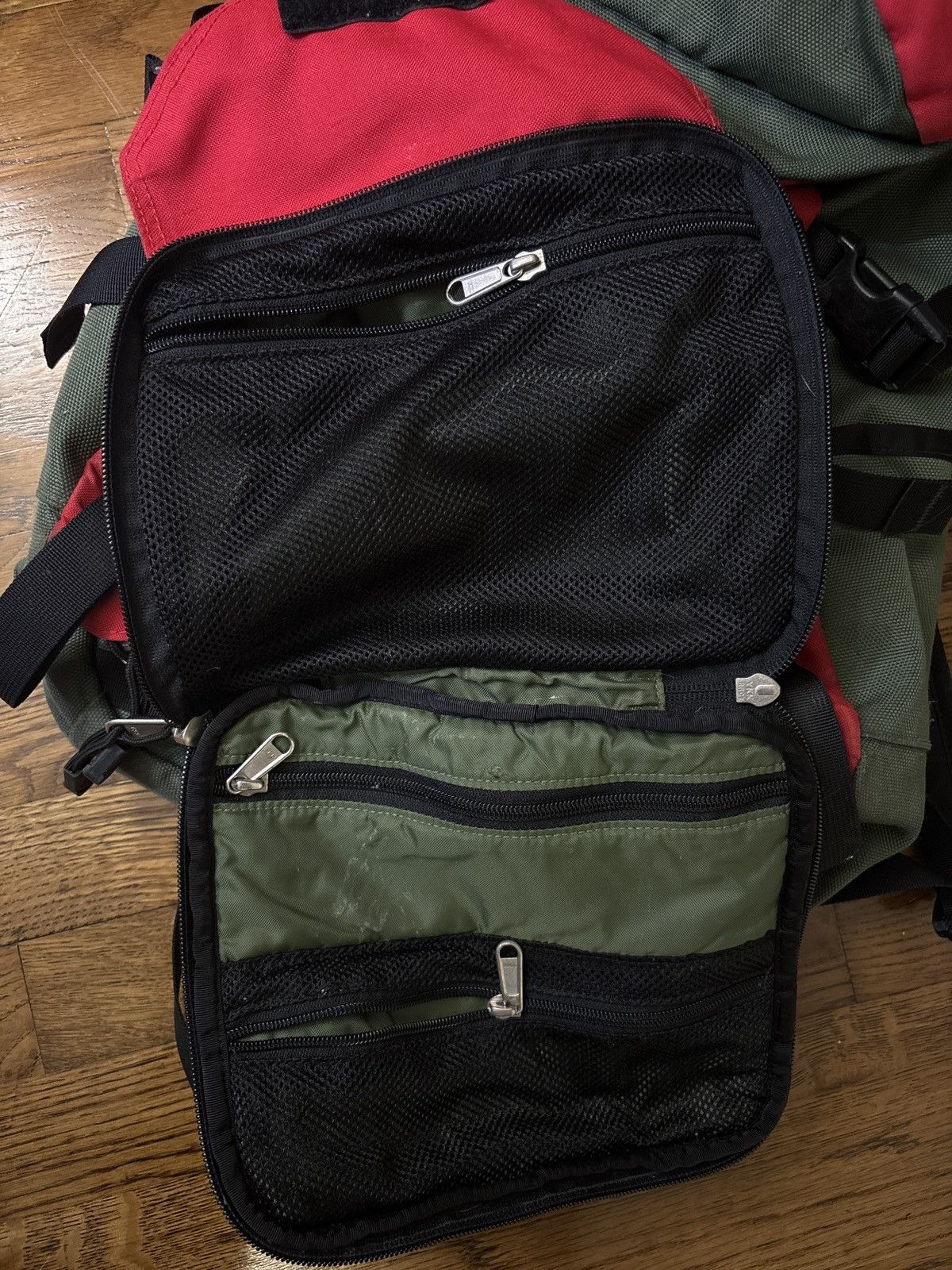 Supreme × The North Face Supreme The North Face Steep Tech BackPack Olive Size ONE SIZE - 4 Thumbnail