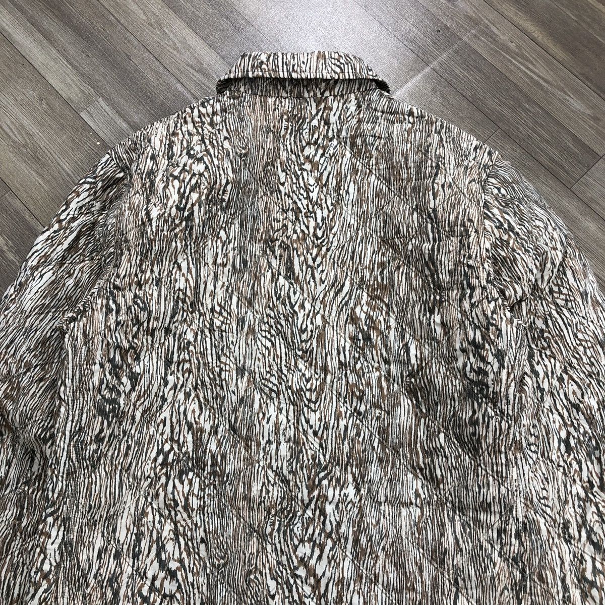 Salvatore Ferragamo × Vintage Vintage Salvatore Ferragamo Quilted Coat Jacket Size US M / EU 48-50 / 2 - 15 Thumbnail