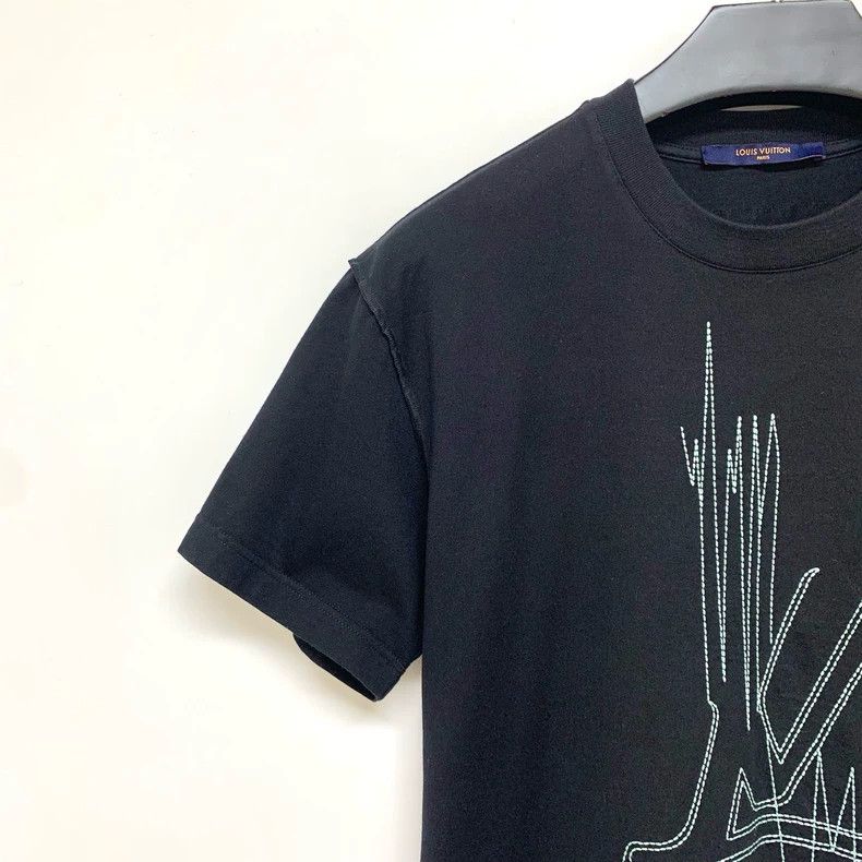 Louis Vuitton Louis Vuitton Black short-sleeved T-shirt Size US XS / EU 42 / 0 - 5 Thumbnail