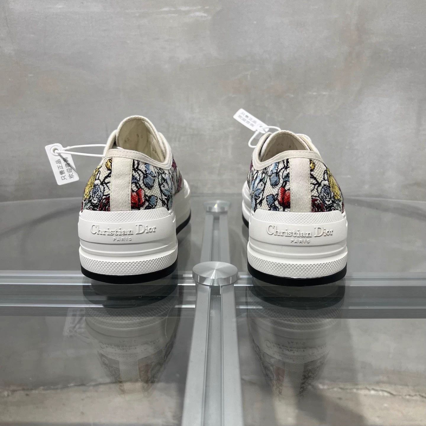 Dior DIOR Walk'n'Dior Embroidered Platform Wmns 37.5 Size US 6.5 / IT 36.5 - 6 Thumbnail