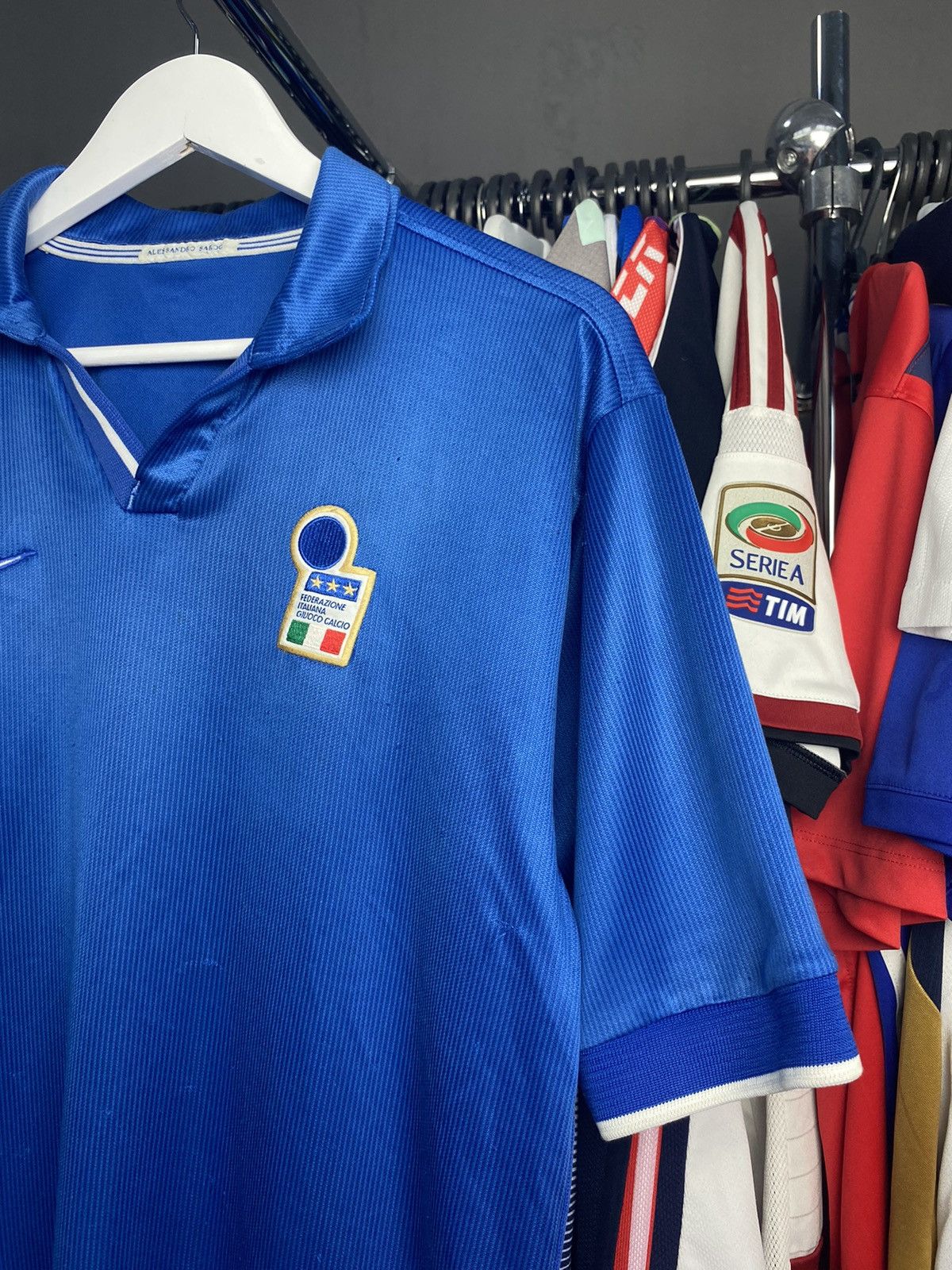 Nike 1997/98 NIKE ITALY HOME SOCCER FOOTBALL JERSEY SHIRT Size US L / EU 52-54 / 3 - 4 Thumbnail