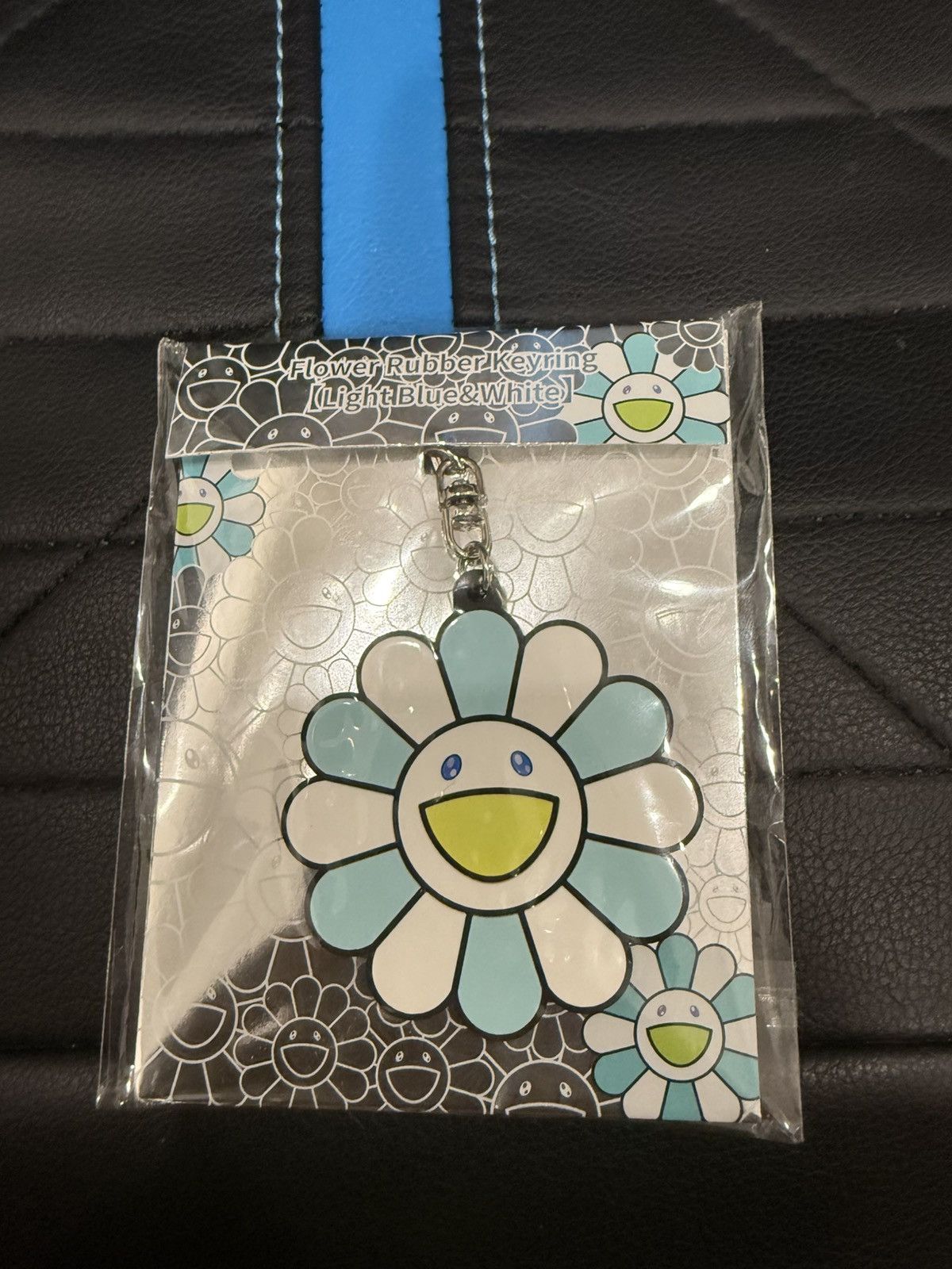 Takashi Murakami Takashi Murakami Kaikai Kiki Flower Rubber Size ONE SIZE - 1 Thumbnail