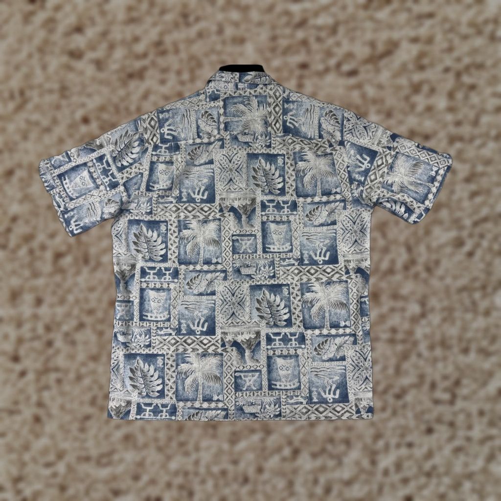 Vintage VINTAGE Royal Creations Shirt Mens Large Blue Hawaiian Tile Pattern Polyester Blend Size US L / EU 52-54 / 3 - 1 Thumbnail