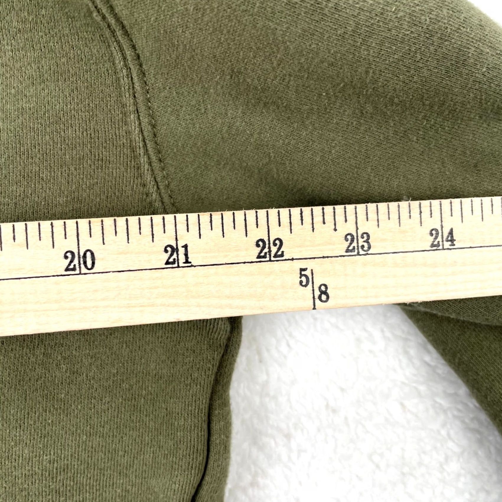 Vintage Santa Cruz Hoodie Mens Small Green Creature Skateboarding y2K Grunge Streetware Size US S / EU 44-46 / 1 - 8 Thumbnail